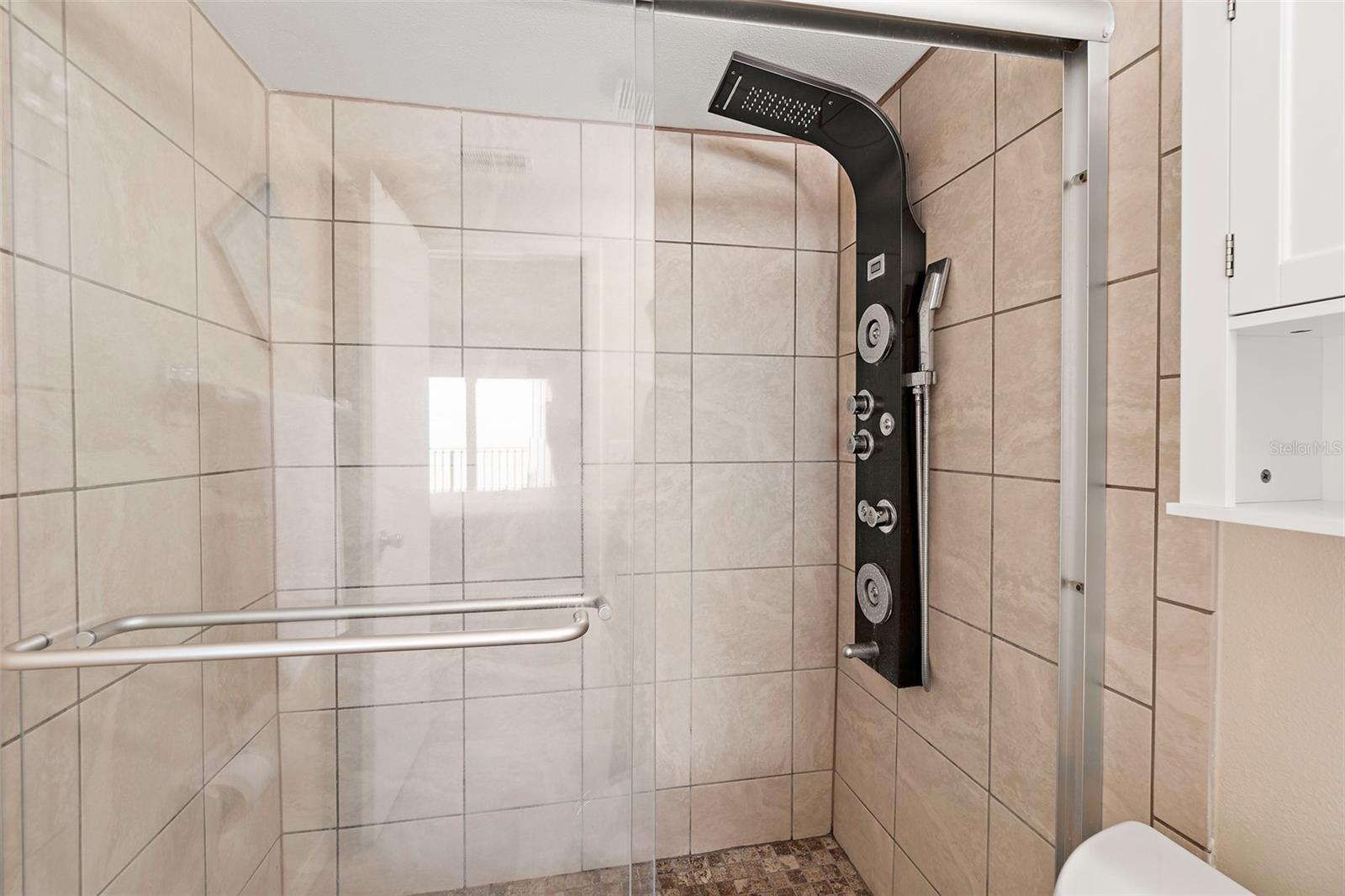 Image 10 of 43 For 4100 Ocean Beach Boulevard 412