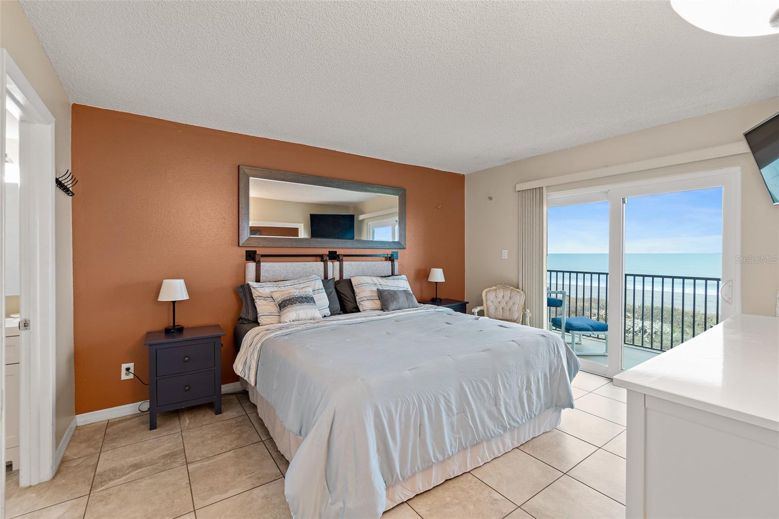 Image 9 of 43 For 4100 Ocean Beach Boulevard 412