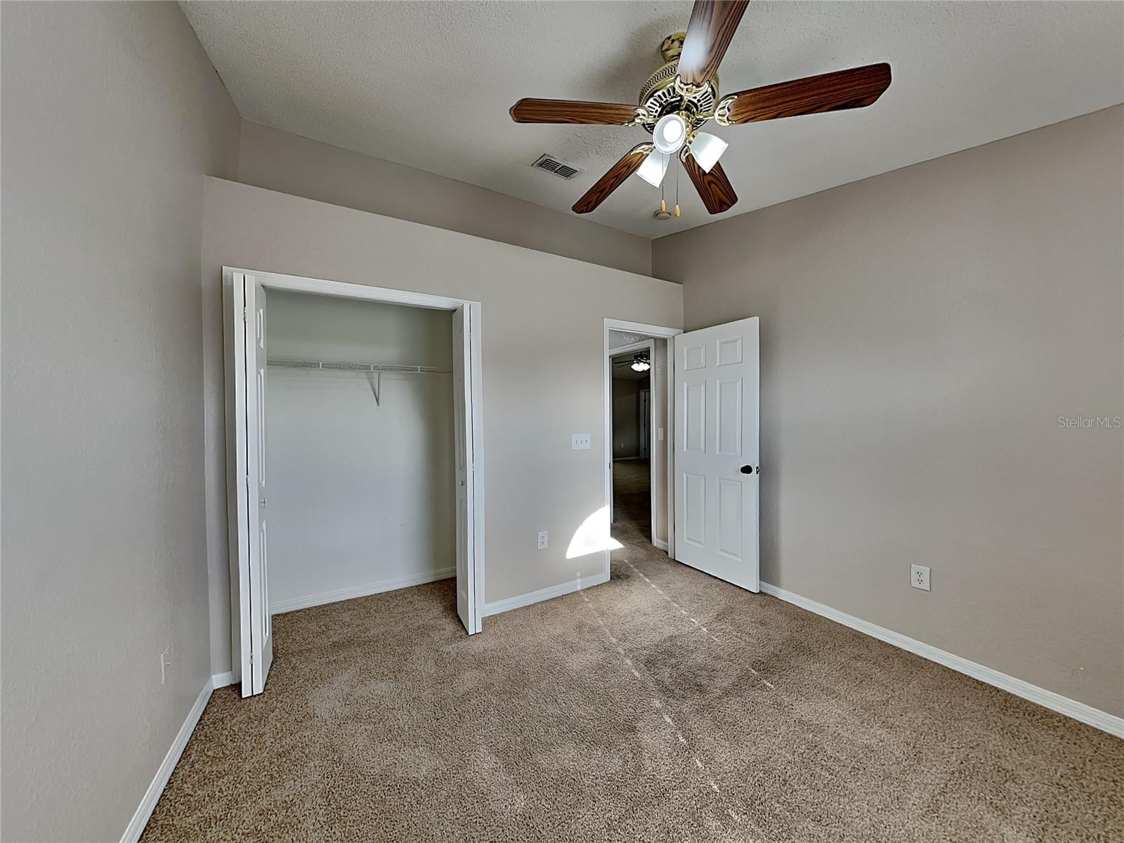 Image 12 of 16 For 165 Kings Pond Avenue