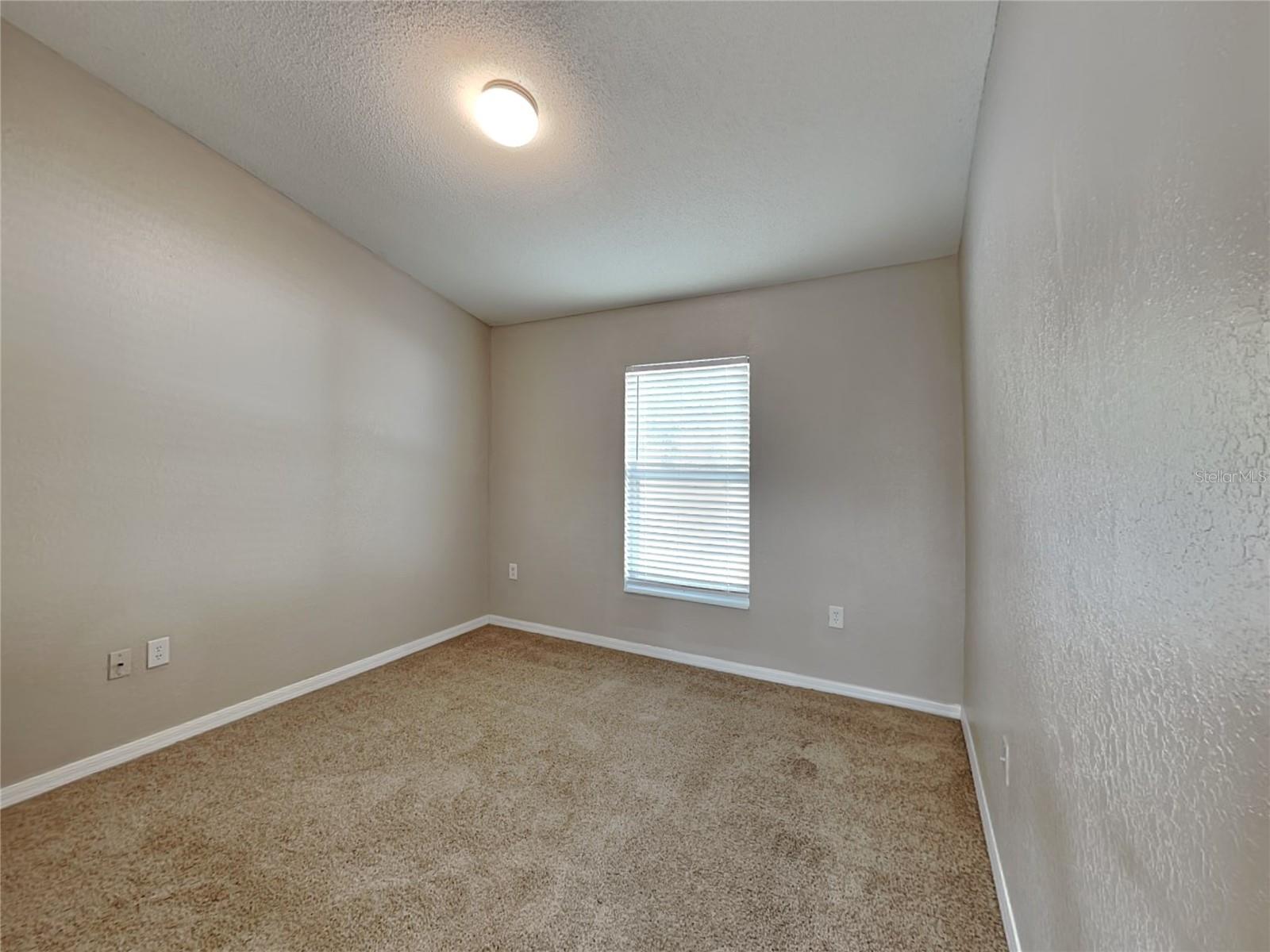 Image 13 of 16 For 165 Kings Pond Avenue