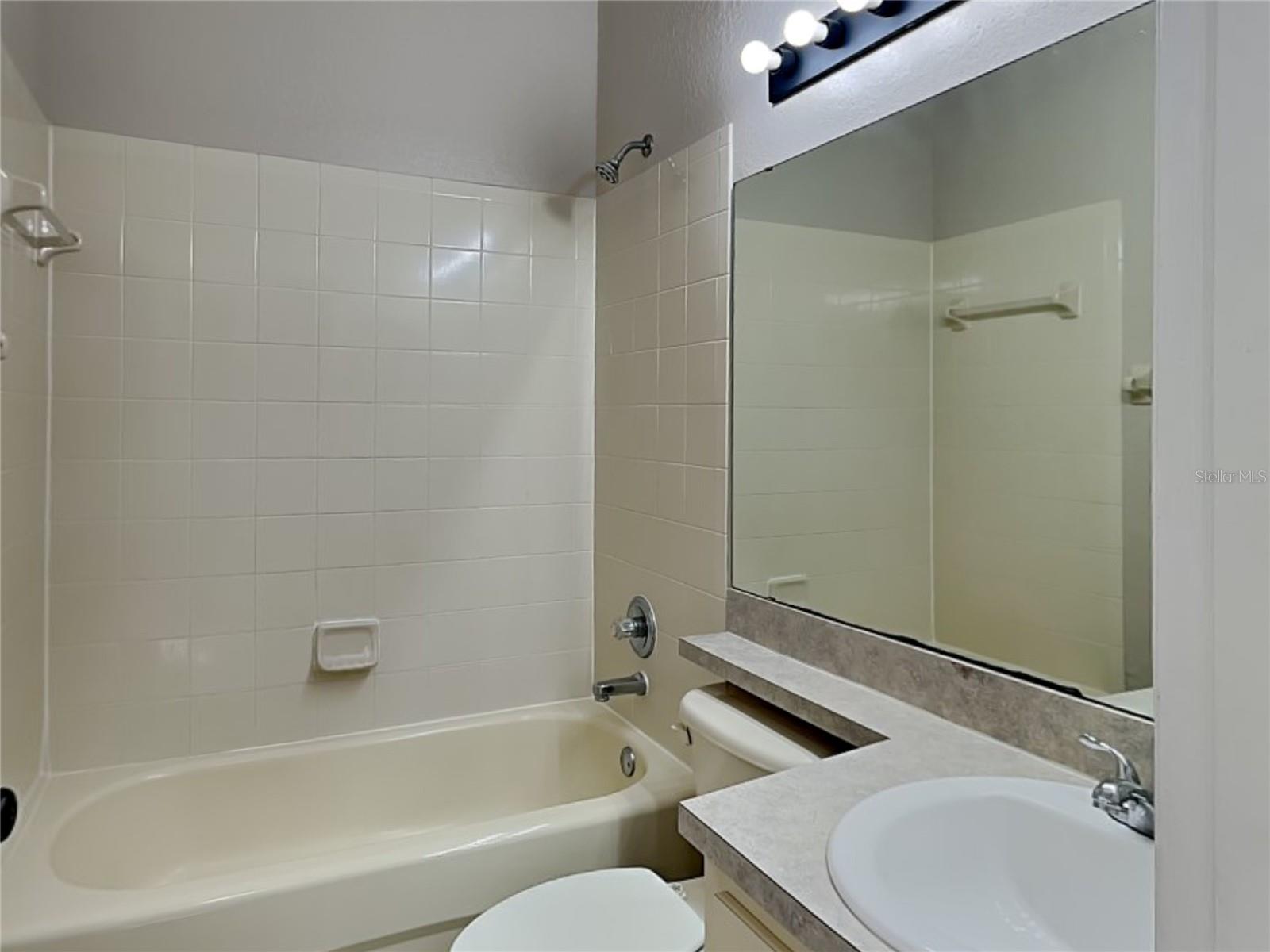 Image 15 of 16 For 165 Kings Pond Avenue