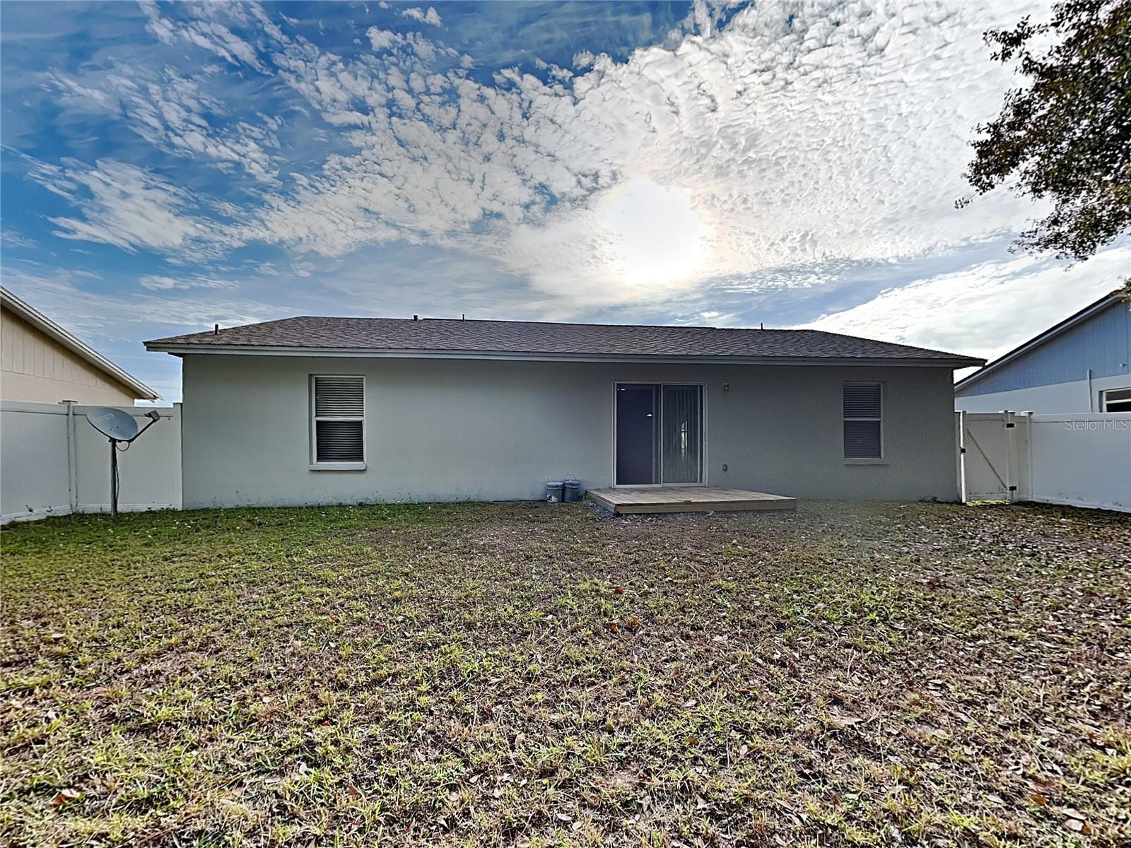 Image 16 of 16 For 165 Kings Pond Avenue