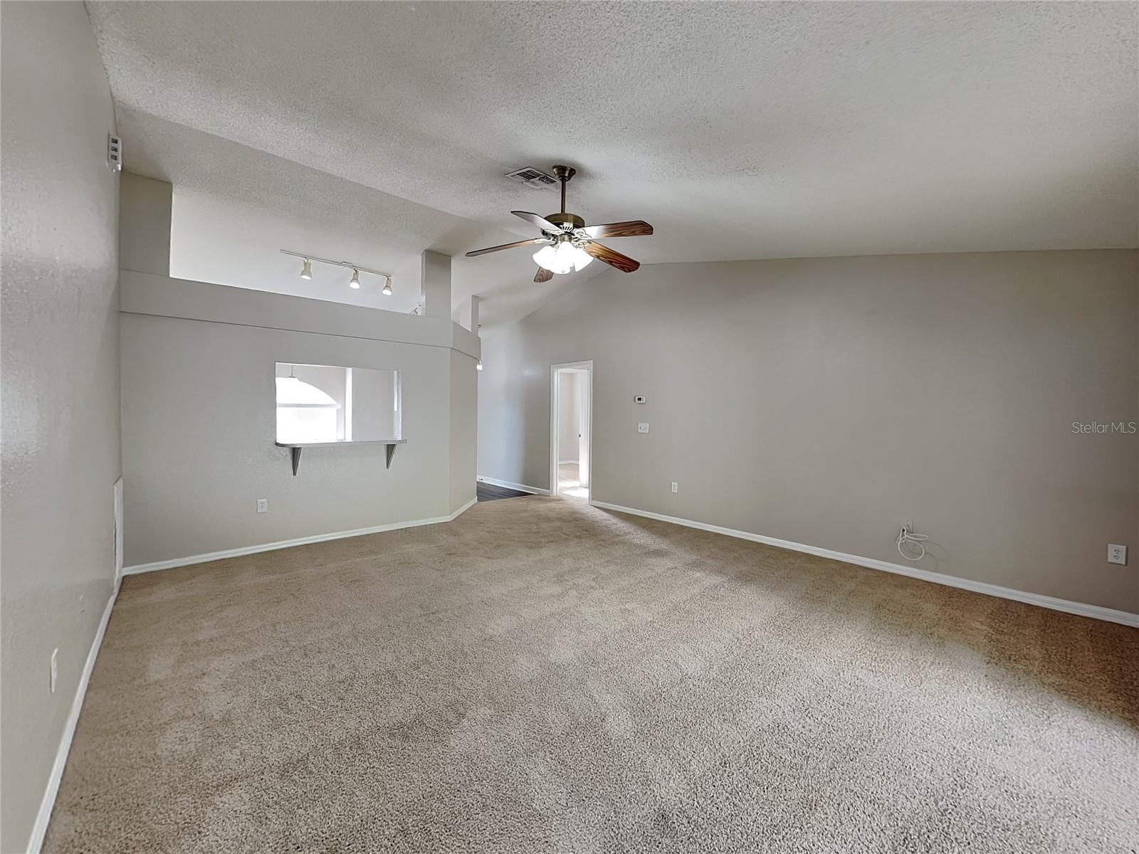 Image 2 of 16 For 165 Kings Pond Avenue