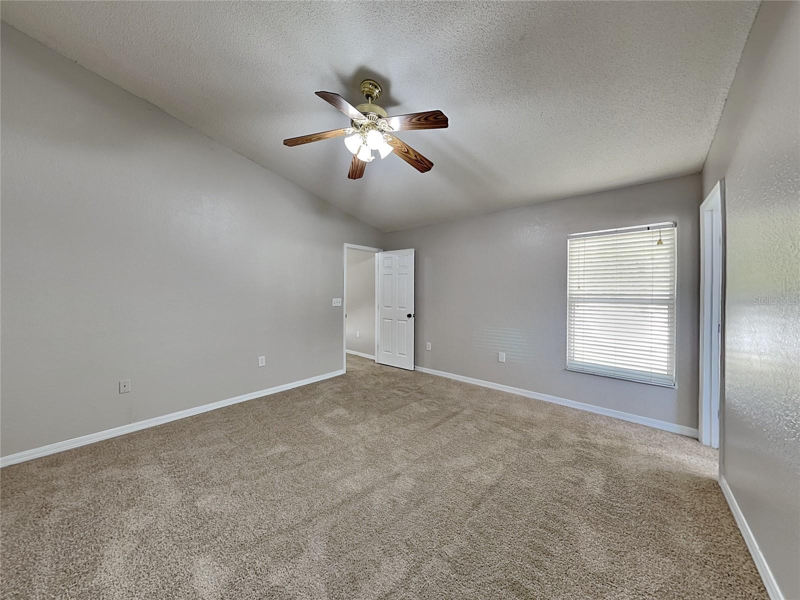 Image 6 of 16 For 165 Kings Pond Avenue