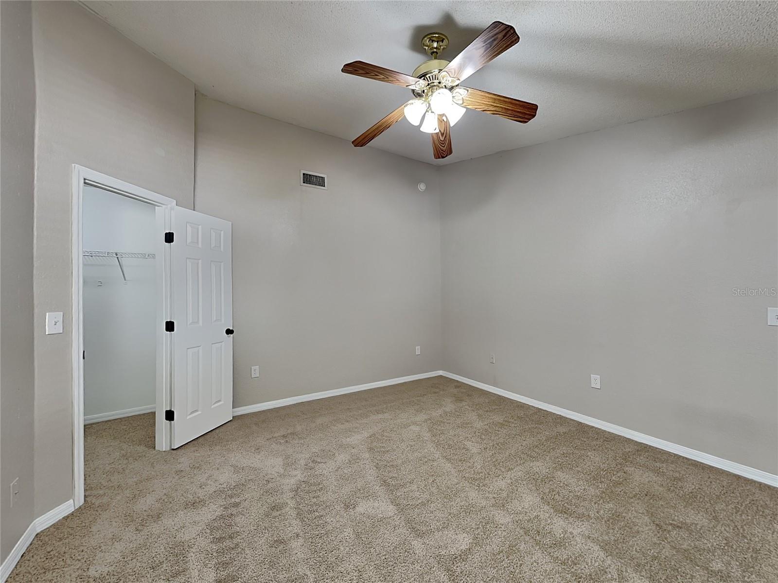 Image 7 of 16 For 165 Kings Pond Avenue