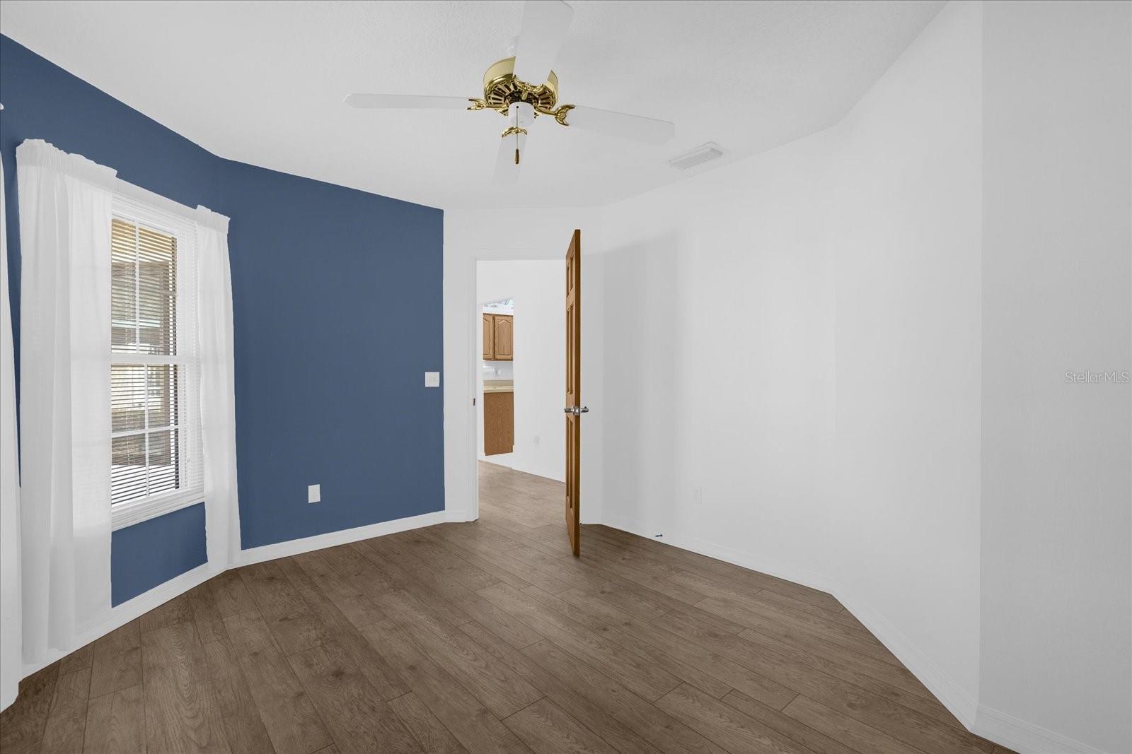 Image 16 of 34 For 138 Baytree Boulevard