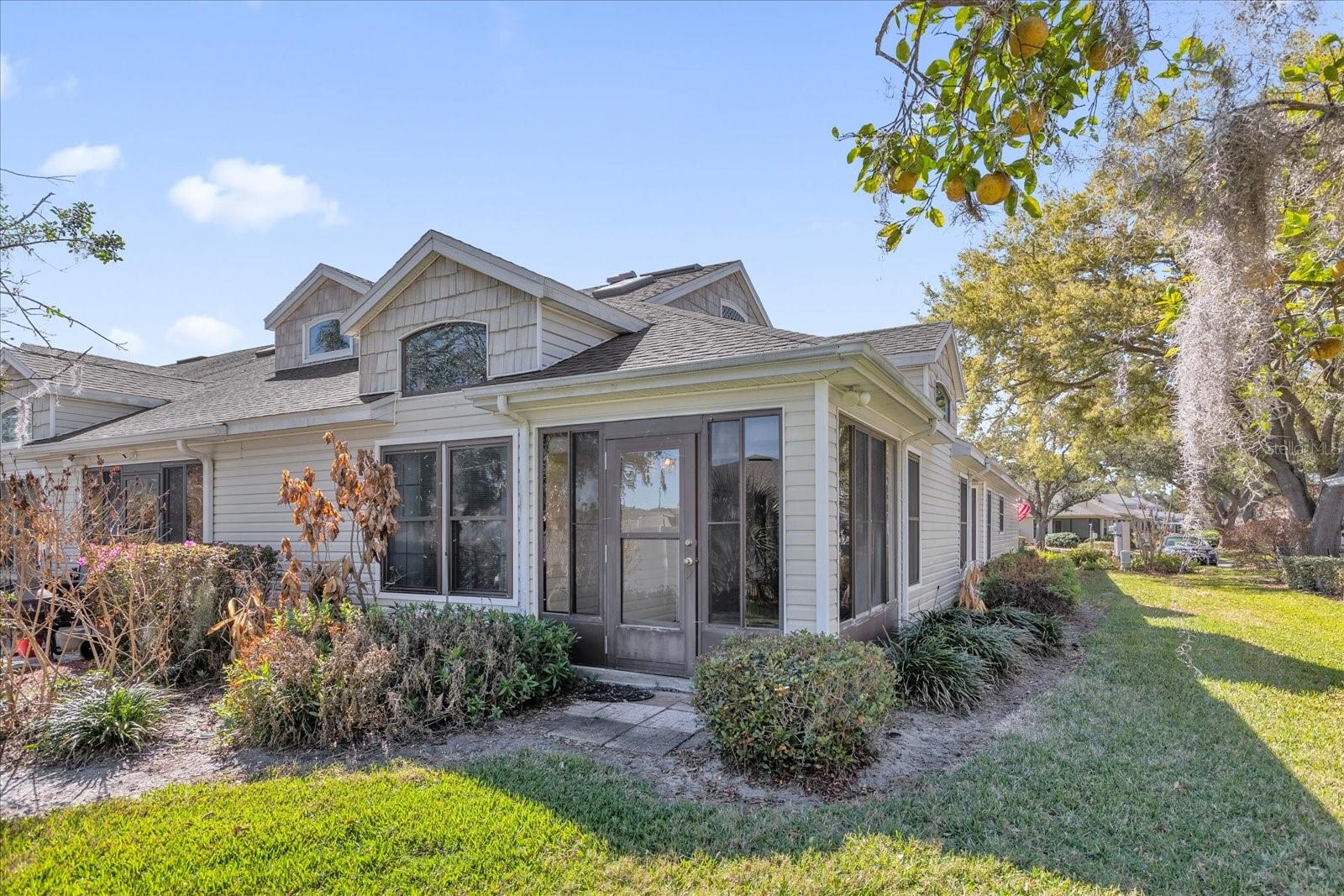 Image 21 of 34 For 138 Baytree Boulevard