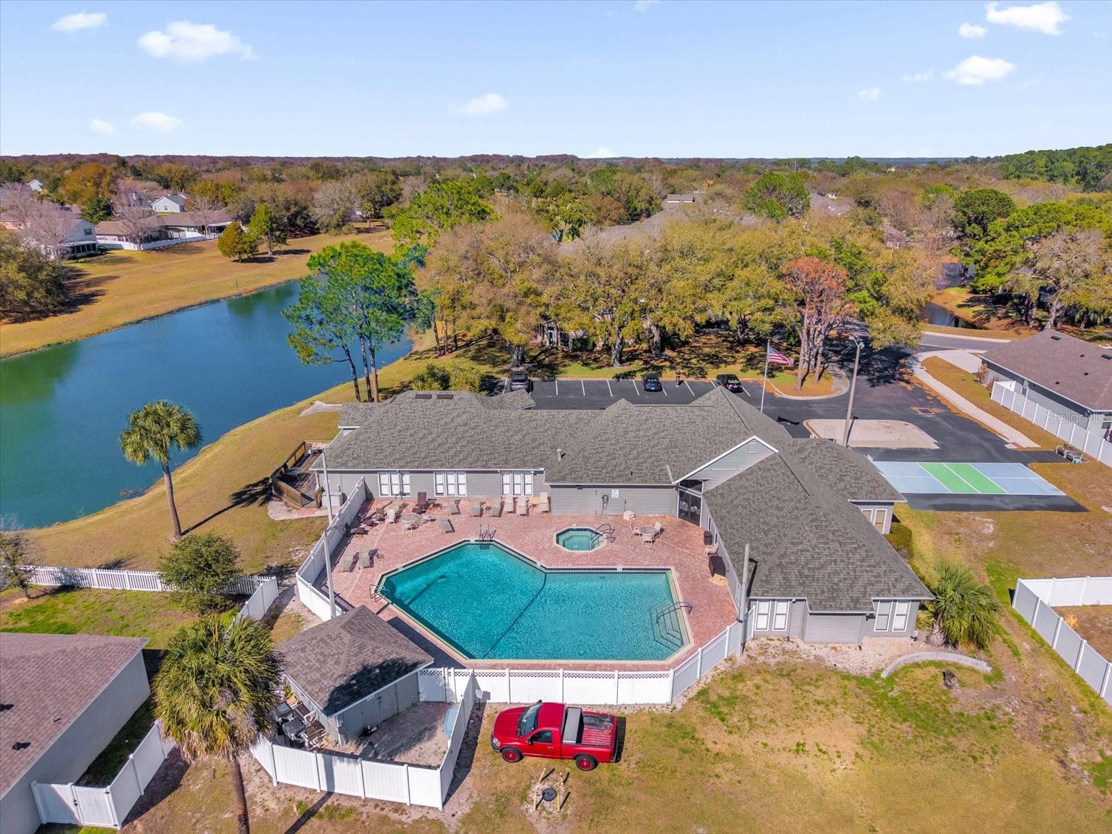 Image 30 of 34 For 138 Baytree Boulevard