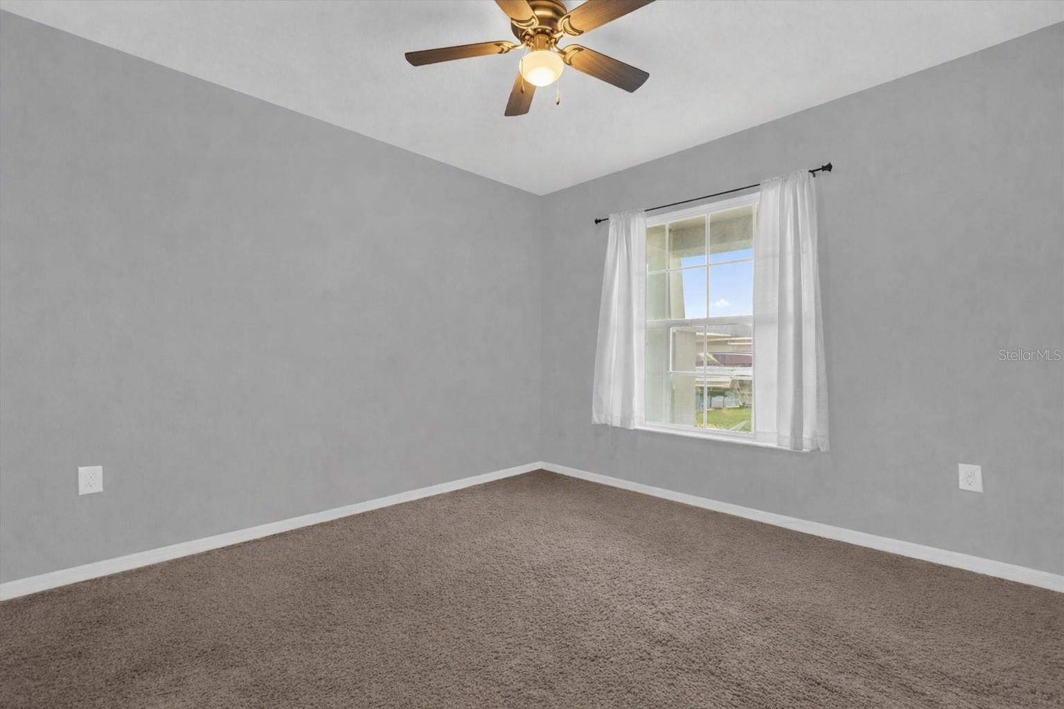 Image 12 of 30 For 955 Pearly Ridge Lane