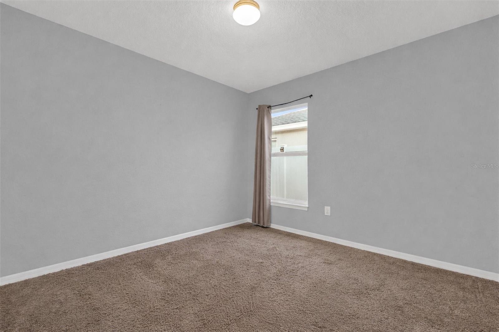 Image 18 of 30 For 955 Pearly Ridge Lane