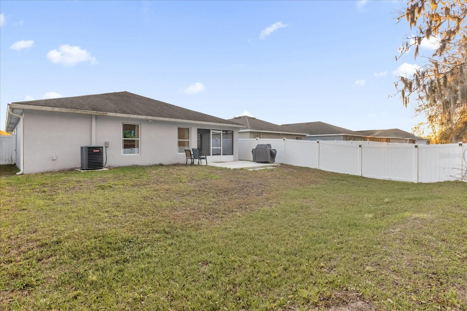 Image 23 of 30 For 955 Pearly Ridge Lane