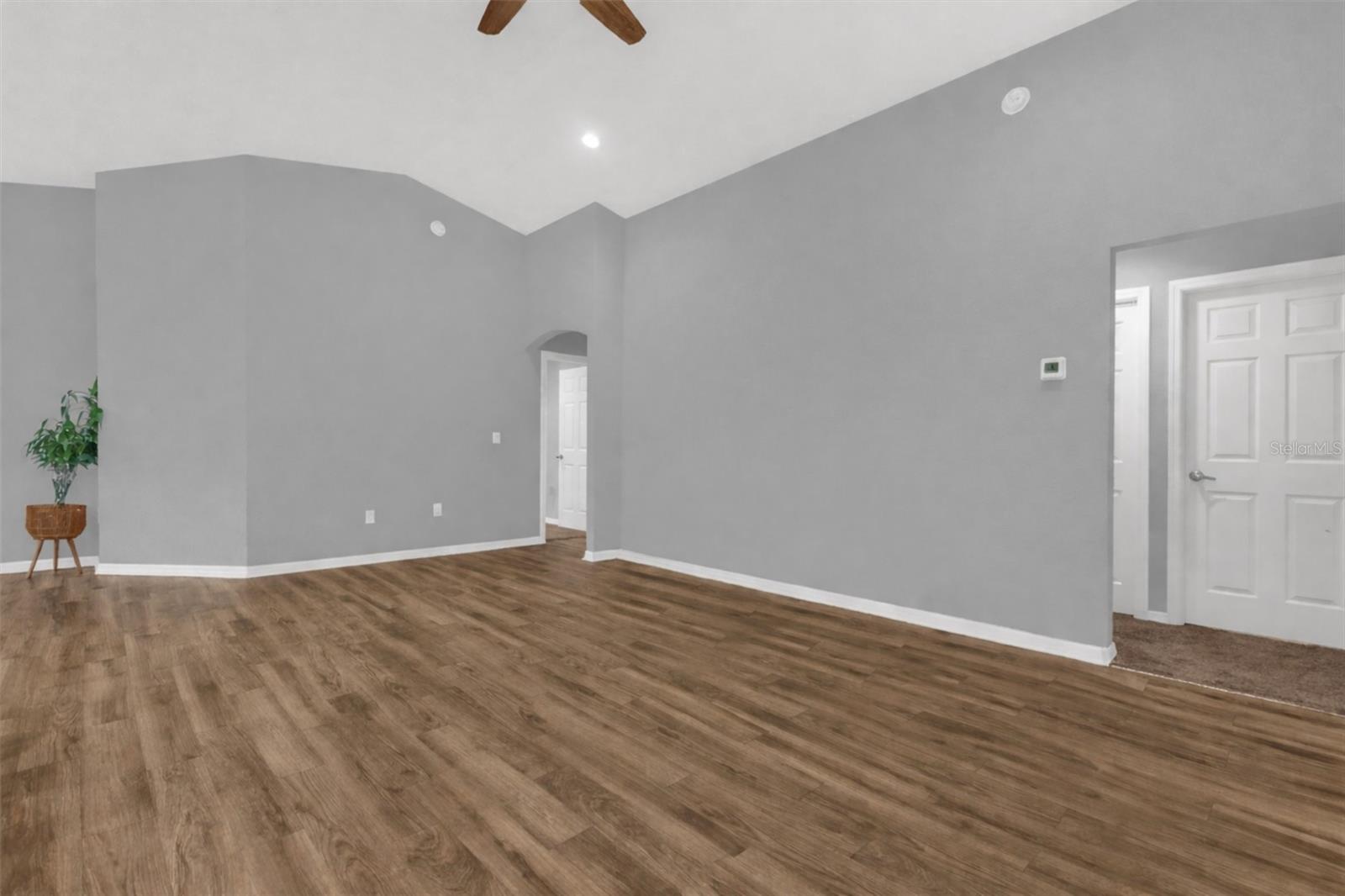 Image 5 of 30 For 955 Pearly Ridge Lane