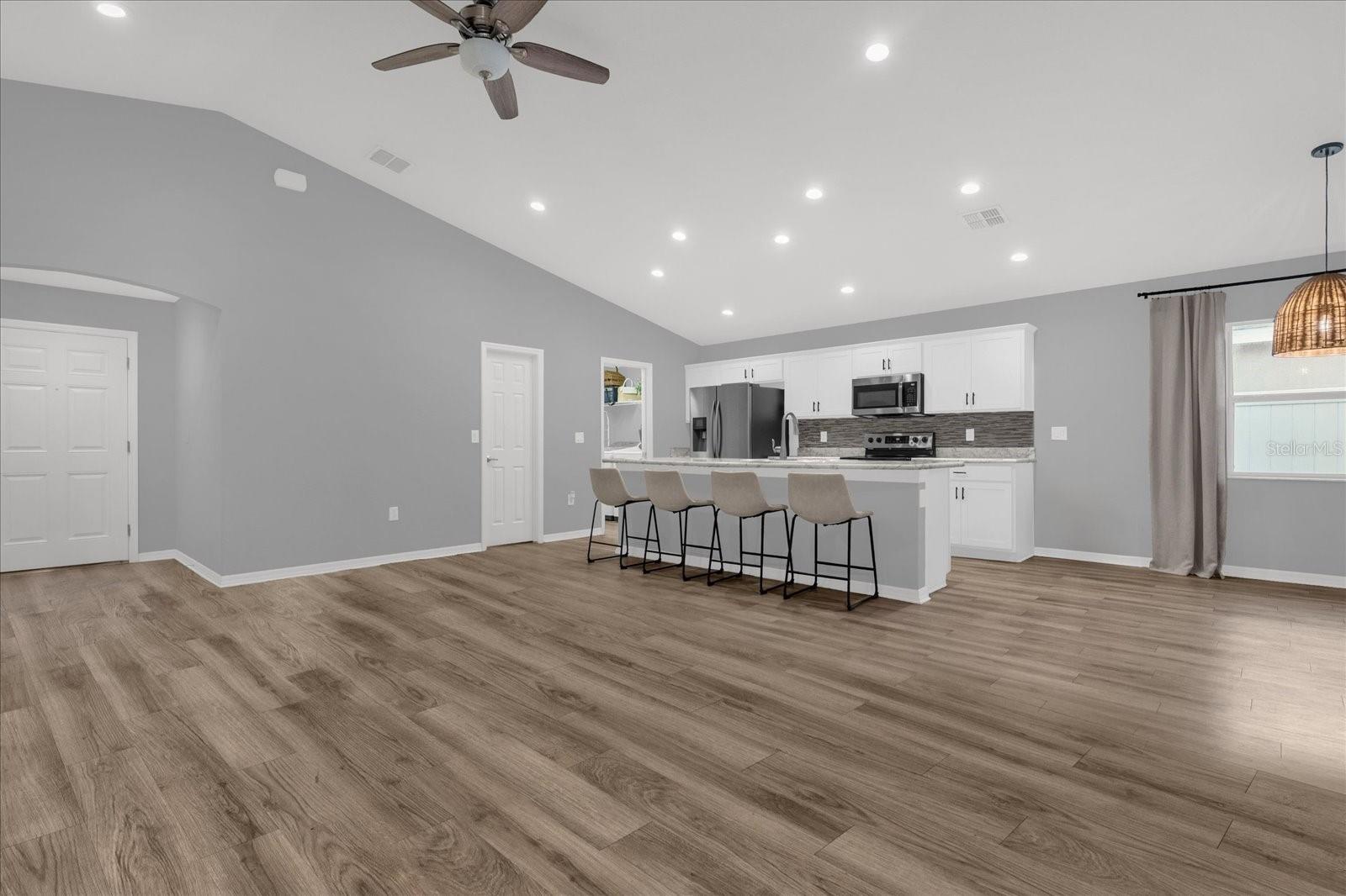 Image 7 of 30 For 955 Pearly Ridge Lane