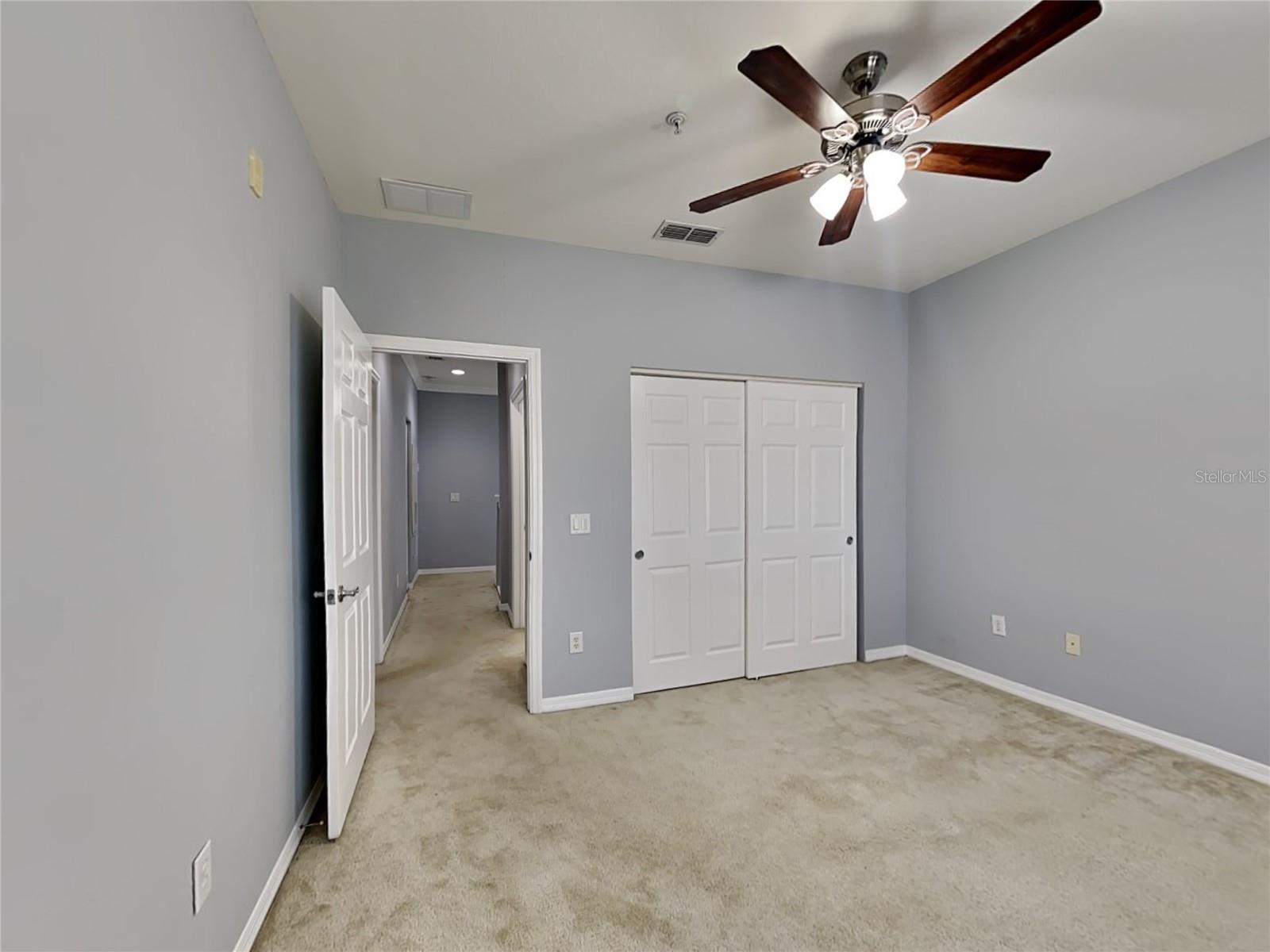 Image 13 of 15 For 2550 Grand Central Parkway 11