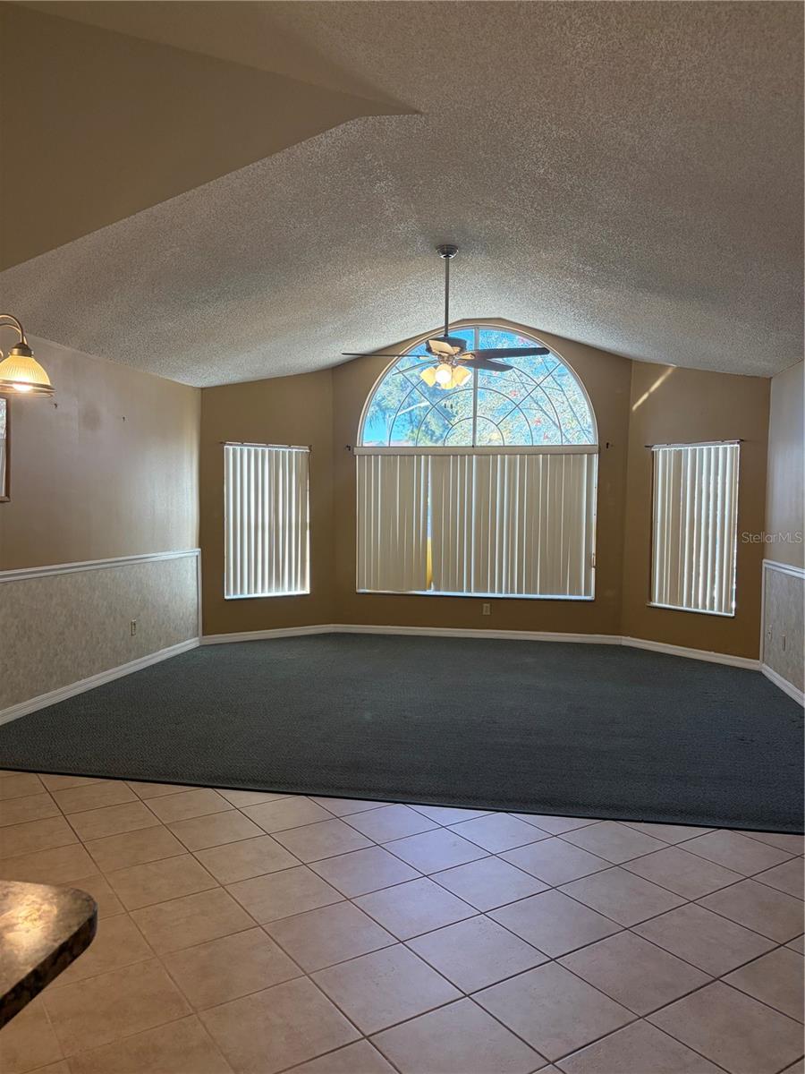 Image 12 of 23 For 2737 Poinciana Boulevard 88