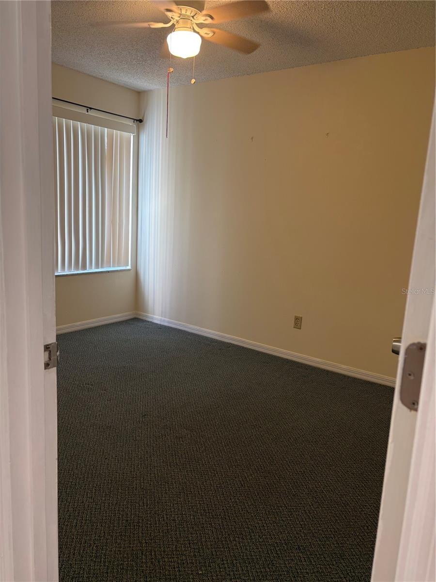 Image 14 of 23 For 2737 Poinciana Boulevard 88