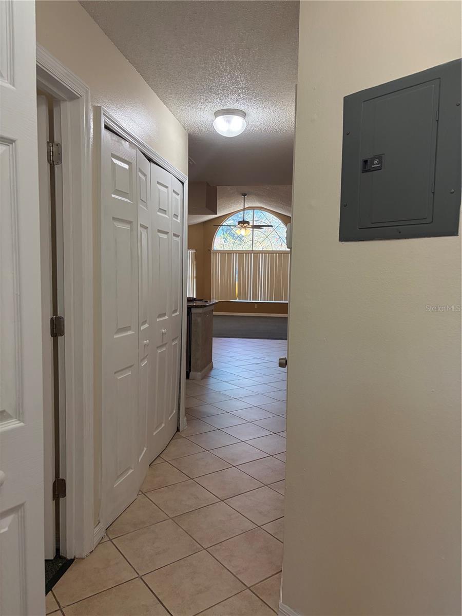 Image 16 of 23 For 2737 Poinciana Boulevard 88