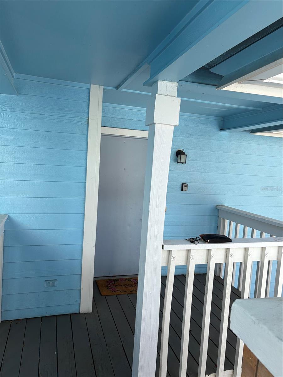 Image 4 of 23 For 2737 Poinciana Boulevard 88