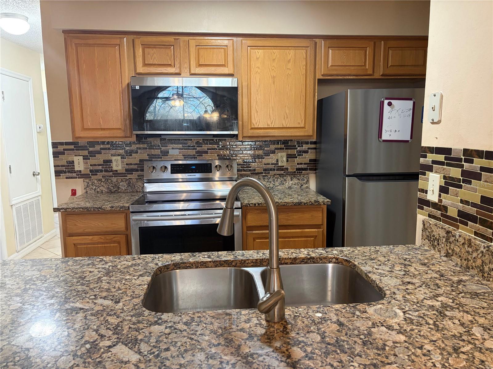 Image 8 of 23 For 2737 Poinciana Boulevard 88