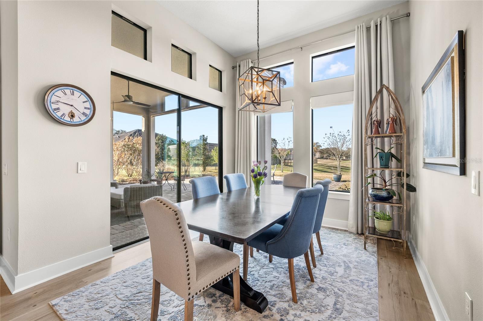 Image 14 of 59 For 25620 Grandview Pointe