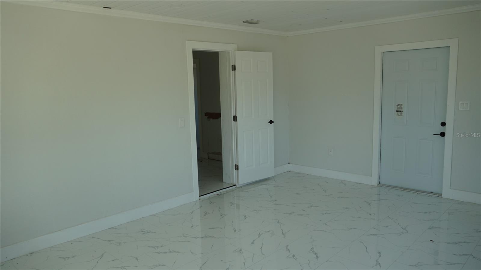 Image 12 of 17 For 3552 Middletown Street