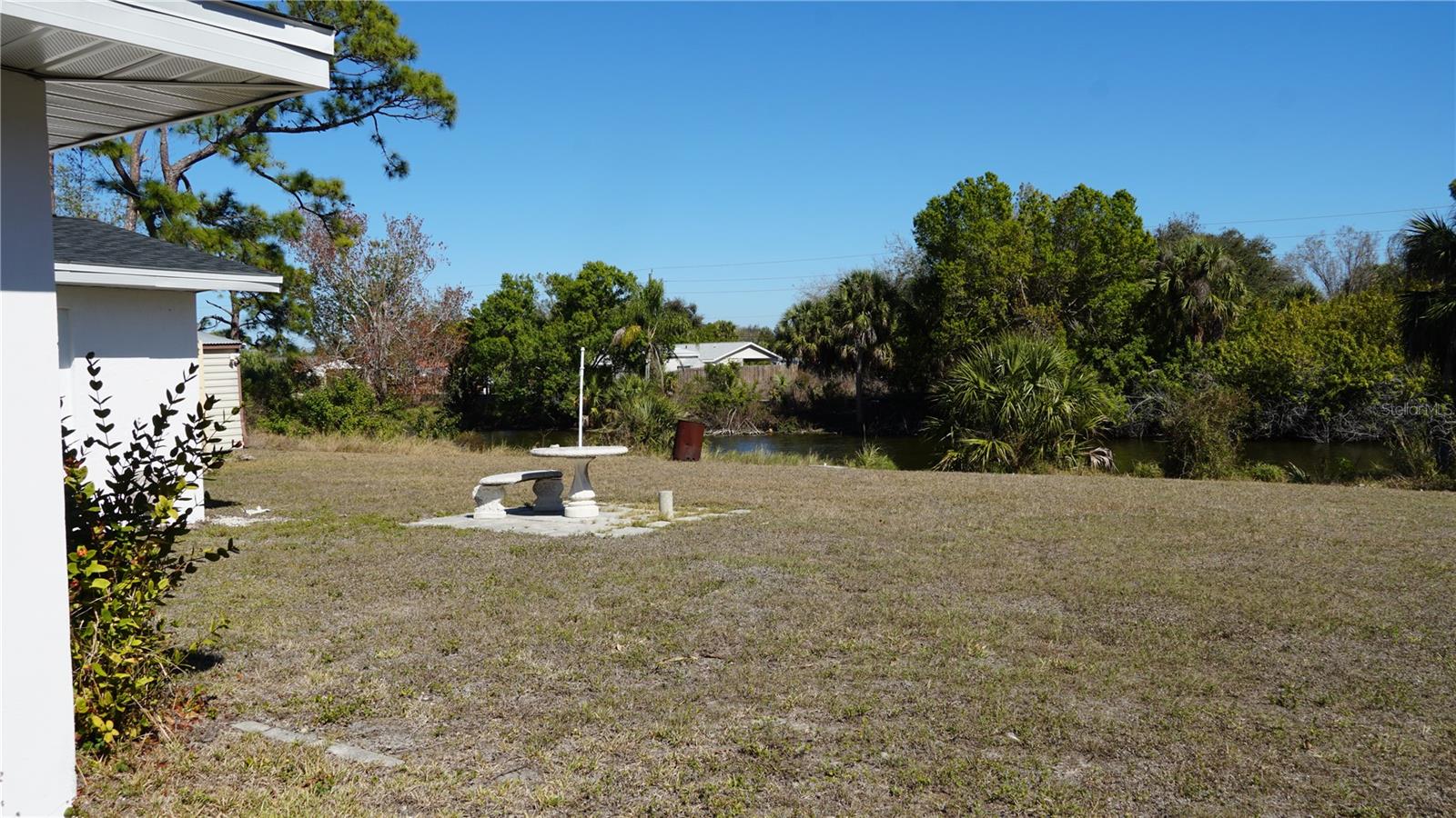 Image 3 of 17 For 3552 Middletown Street