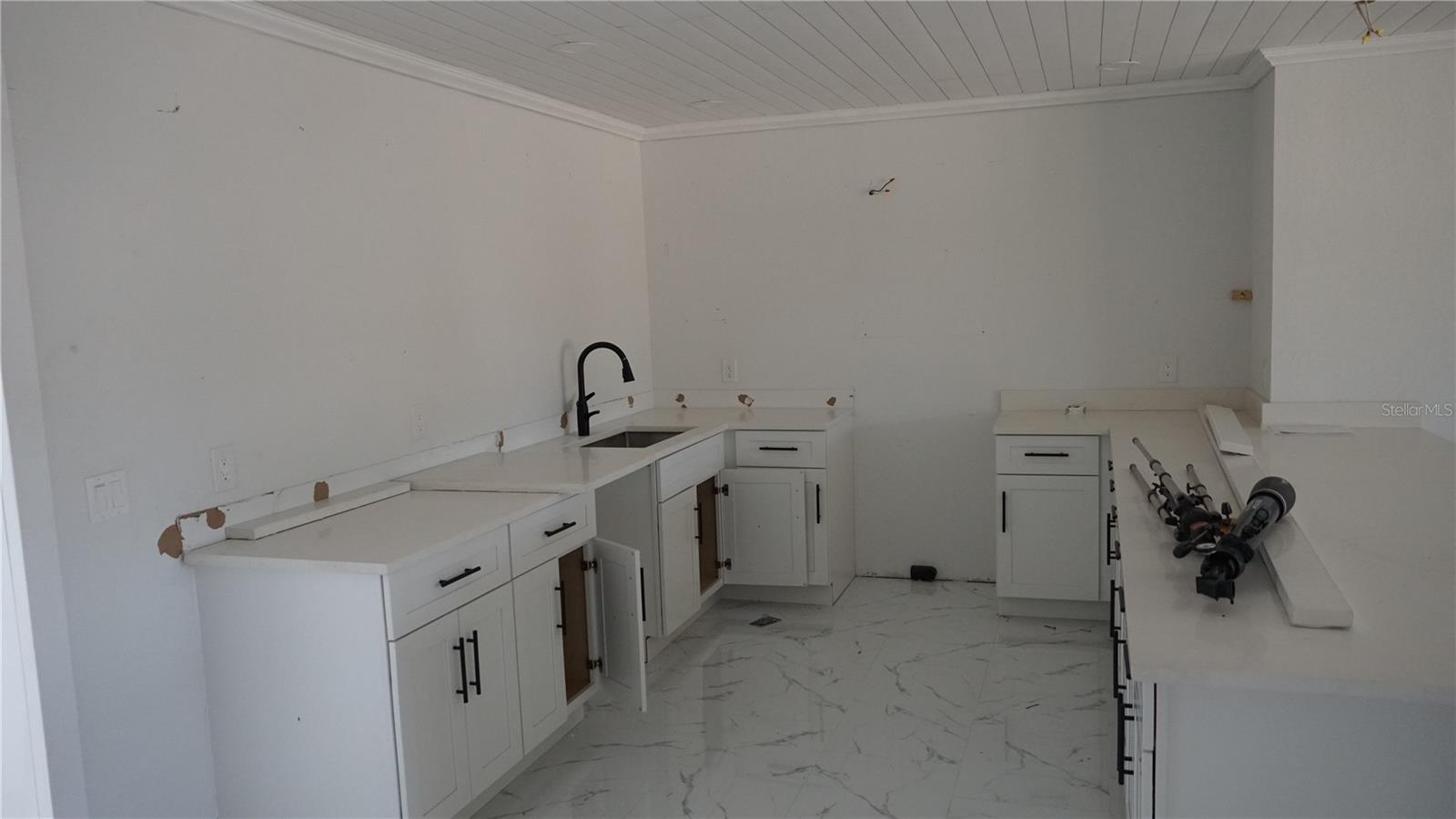 Image 8 of 17 For 3552 Middletown Street