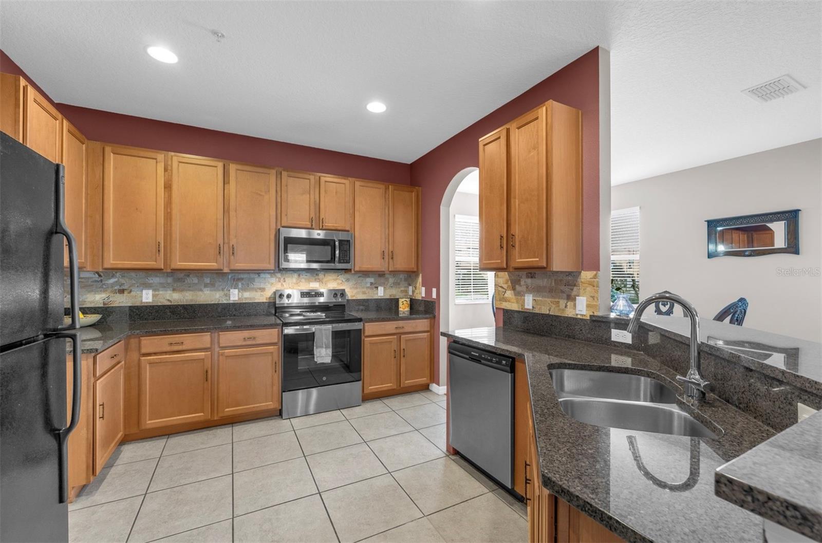 Image 14 of 55 For 2080 Bent Grass Avenue