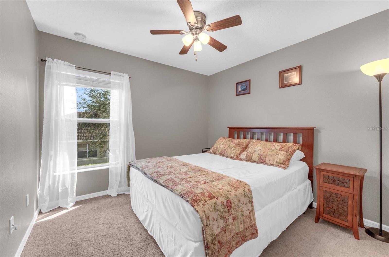 Image 34 of 55 For 2080 Bent Grass Avenue