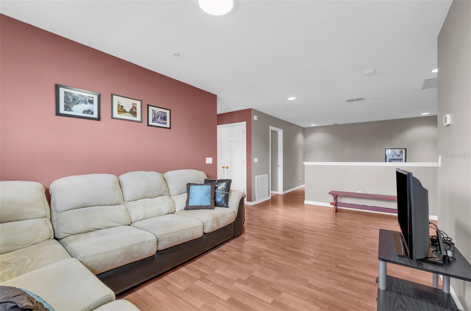 Image 40 of 55 For 2080 Bent Grass Avenue