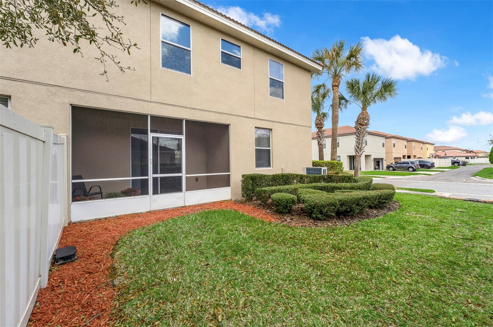 Image 42 of 55 For 2080 Bent Grass Avenue