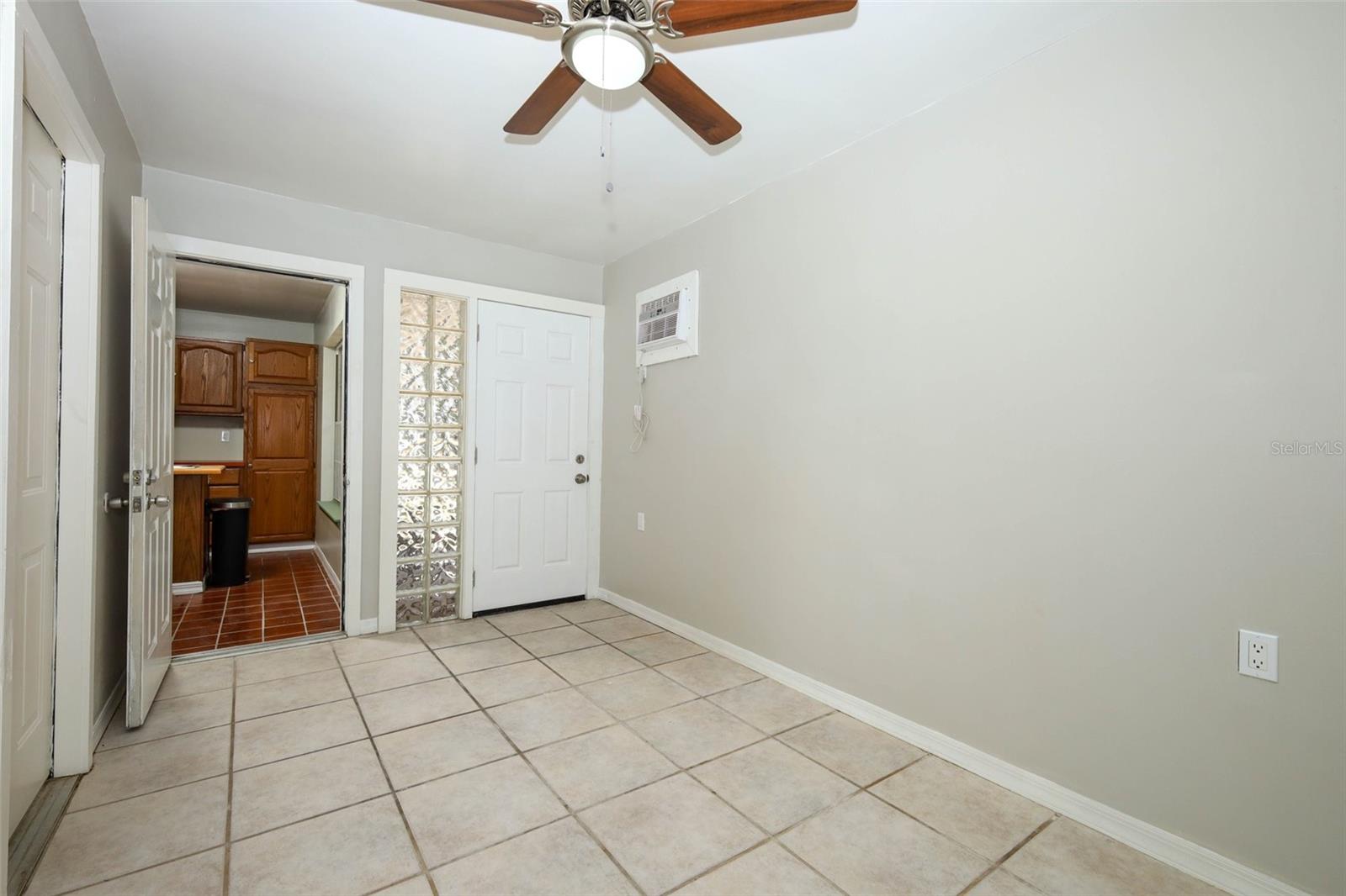 Image 13 of 61 For 244 Overbrook Drive