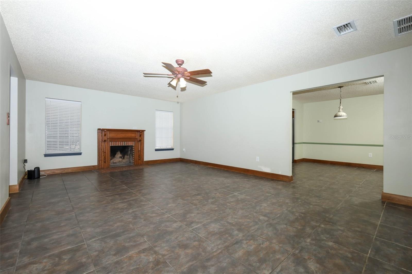 Image 6 of 61 For 244 Overbrook Drive