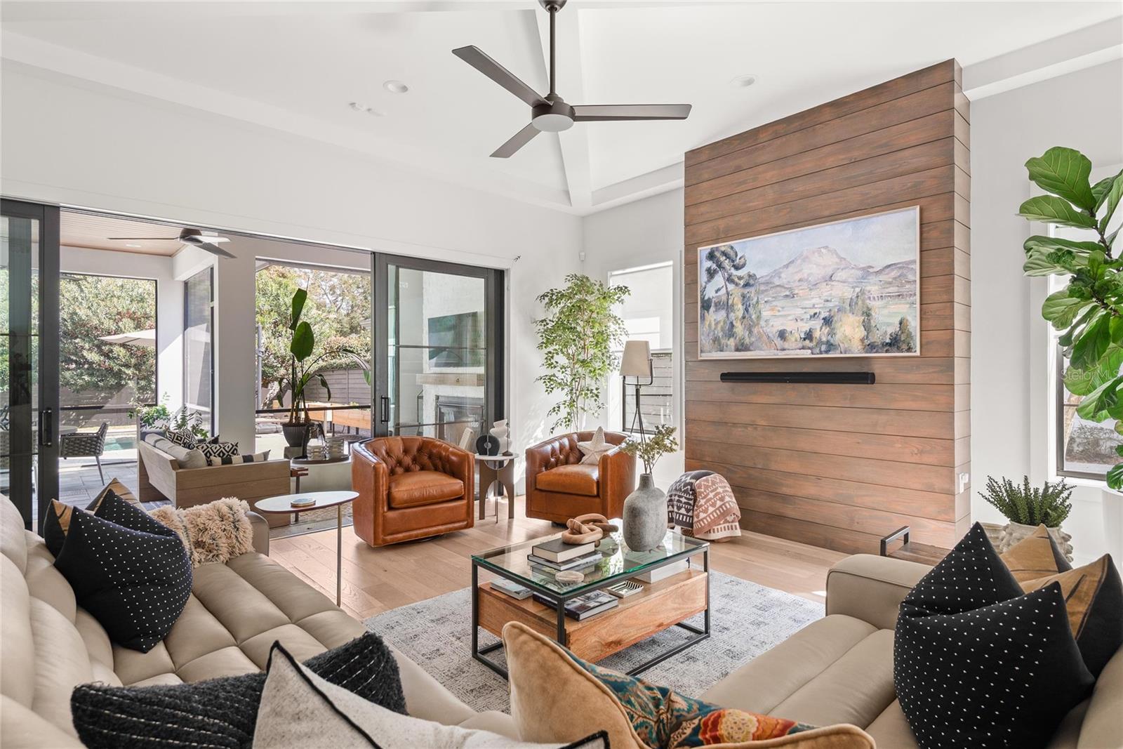 Image 13 of 61 For 1575 Eastin Avenue