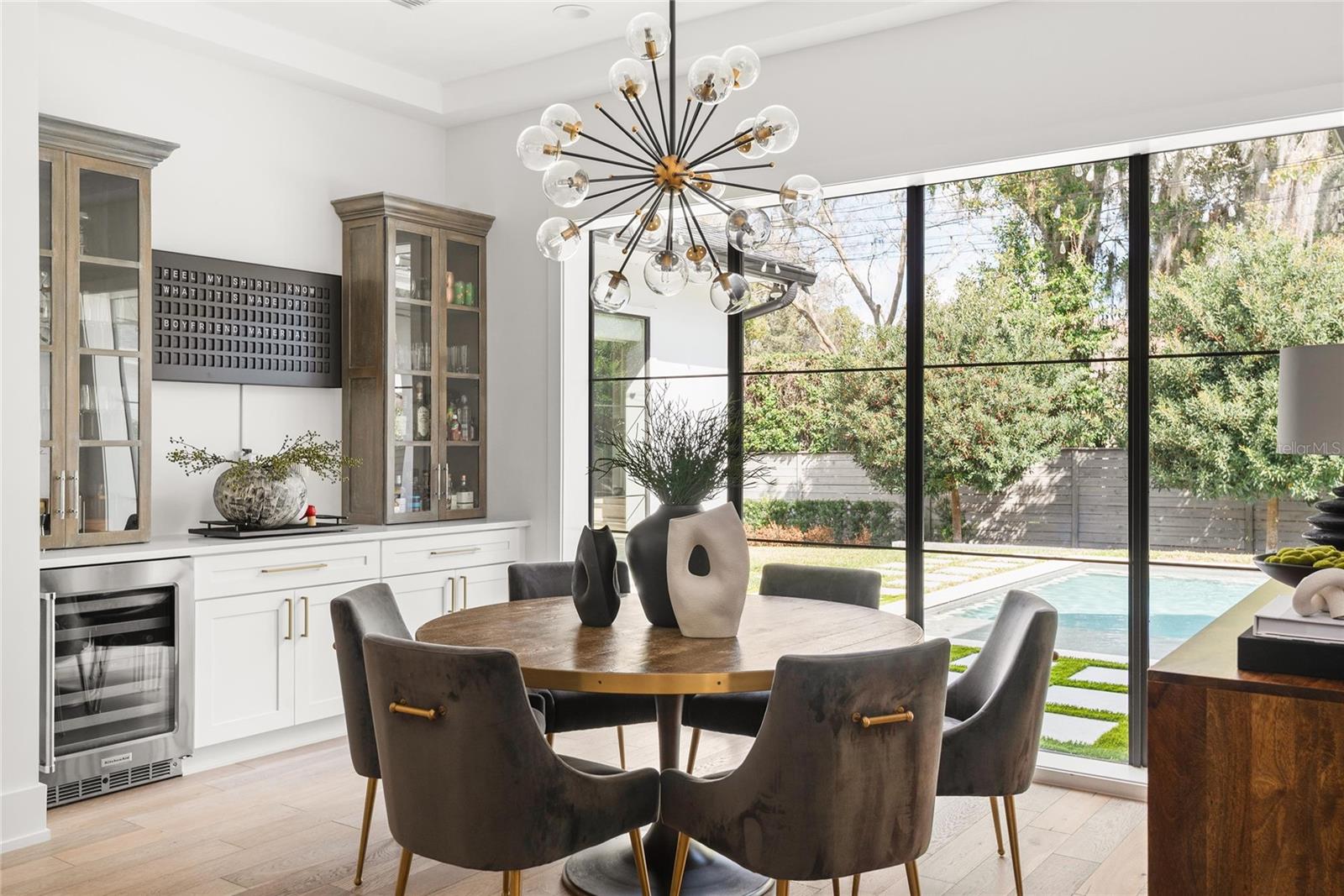 Image 20 of 61 For 1575 Eastin Avenue