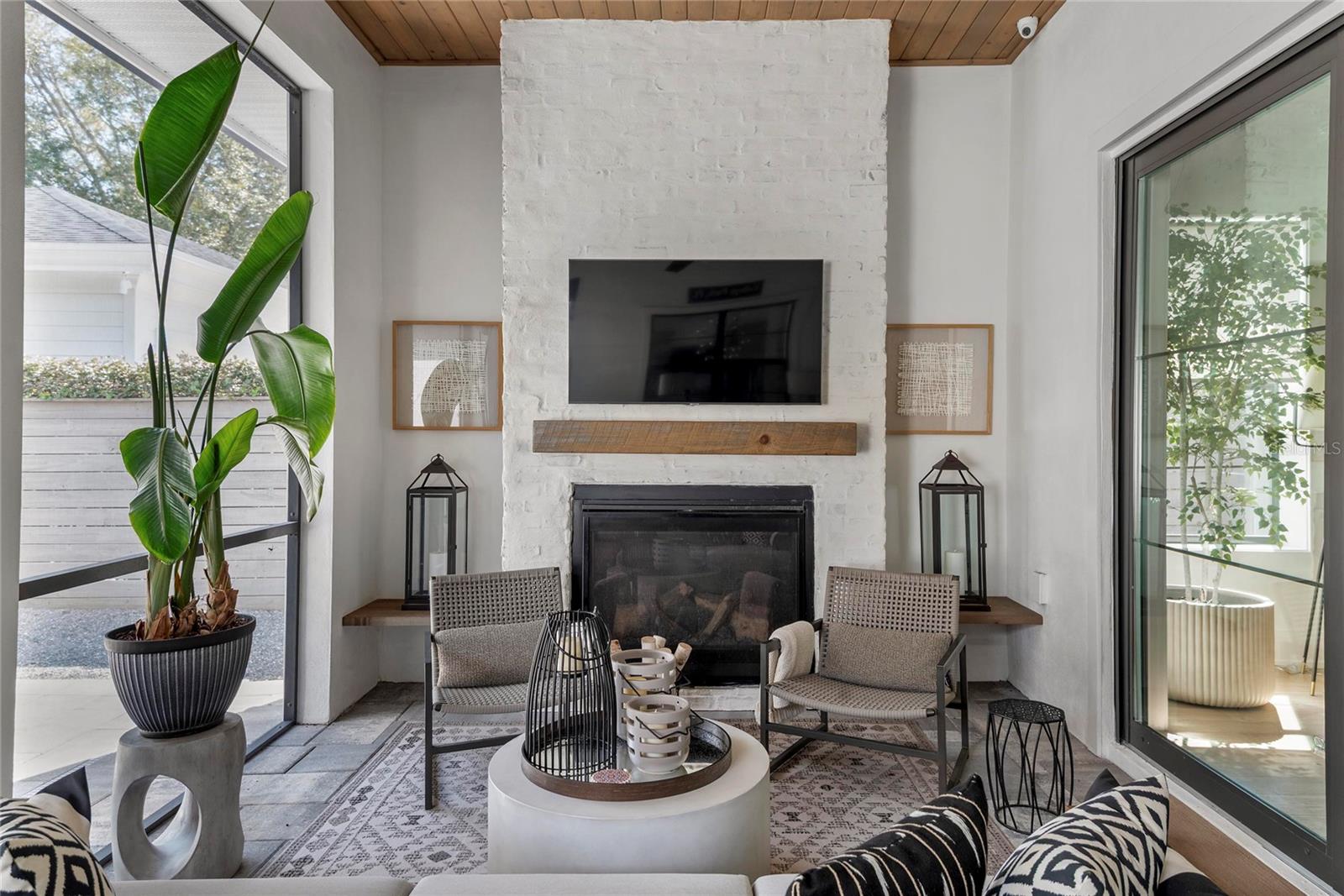 Image 27 of 61 For 1575 Eastin Avenue