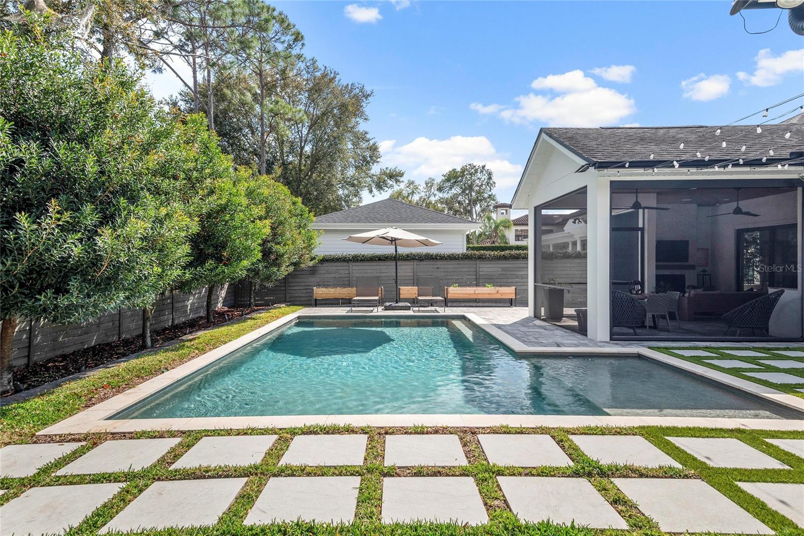 Image 33 of 61 For 1575 Eastin Avenue