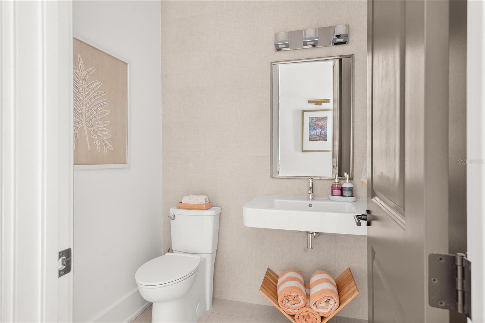 Image 36 of 61 For 1575 Eastin Avenue