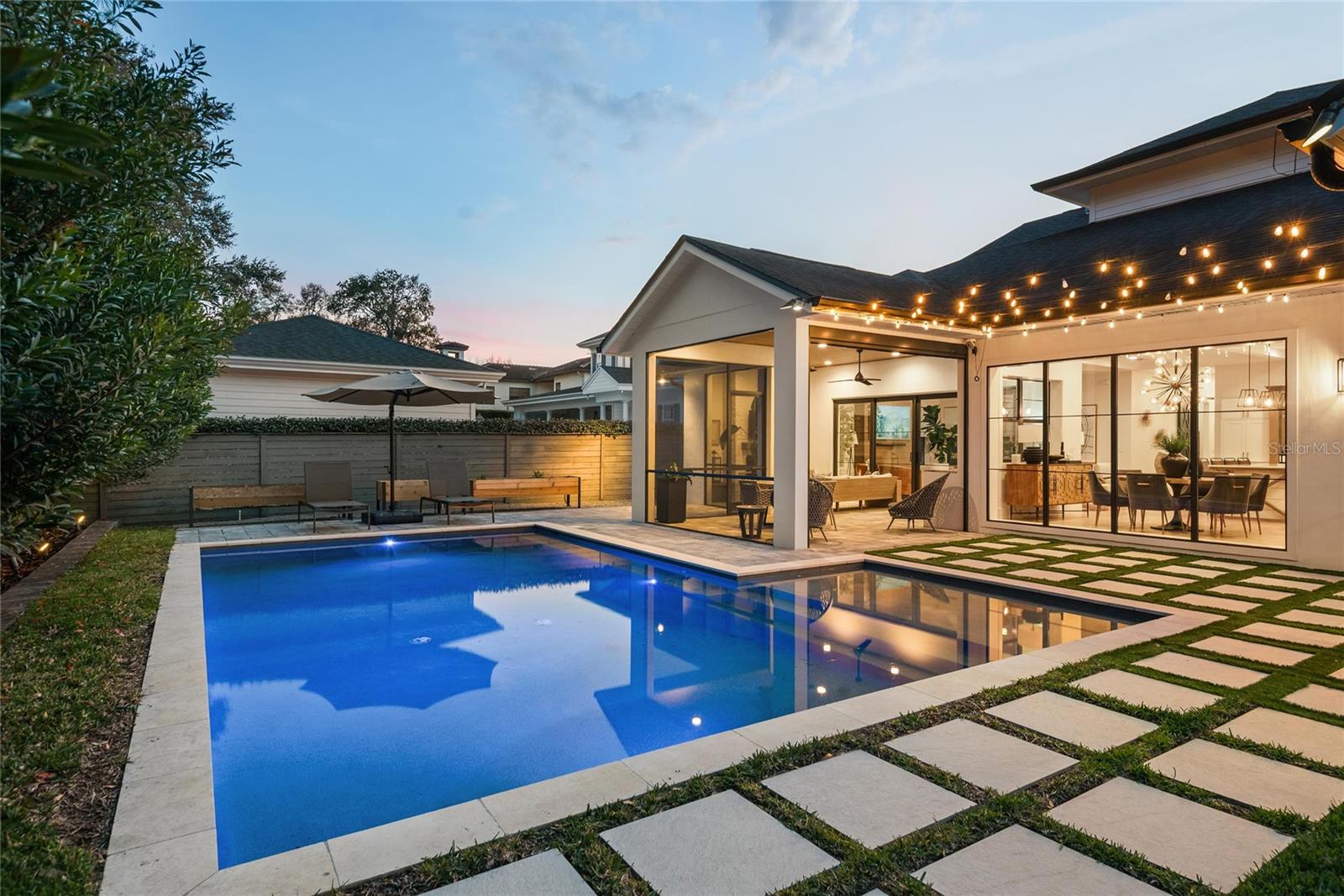 Image 4 of 61 For 1575 Eastin Avenue