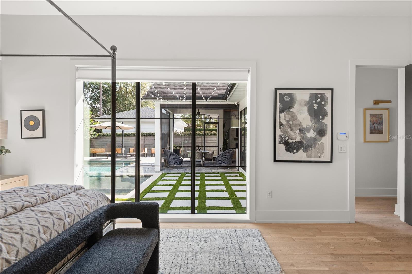 Image 42 of 61 For 1575 Eastin Avenue