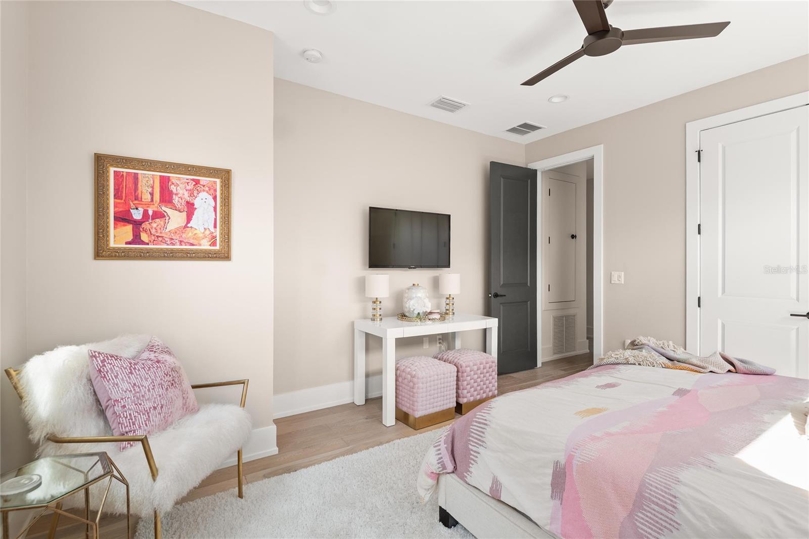 Image 51 of 61 For 1575 Eastin Avenue