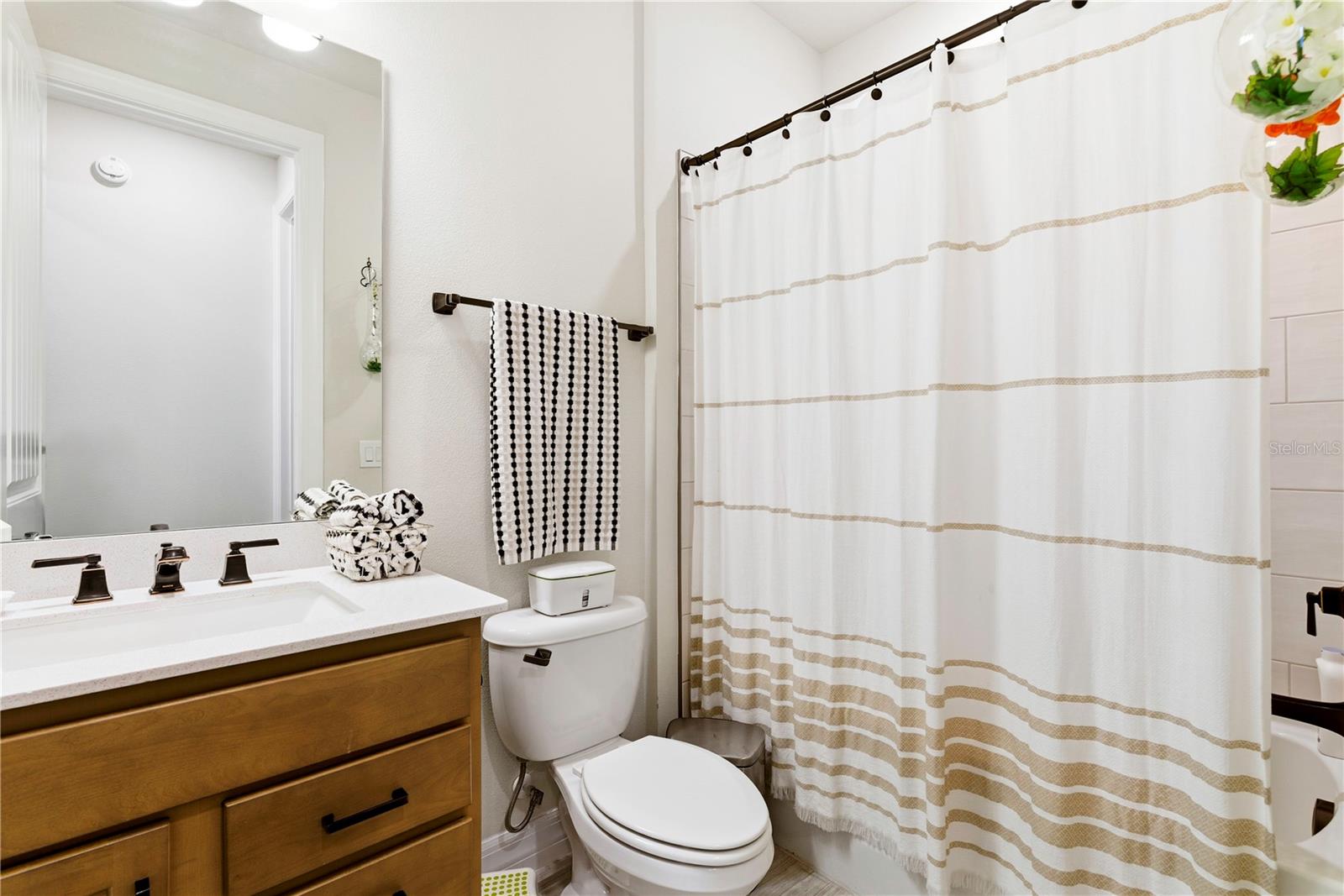 Image 24 of 58 For 10246 Park Estates Avenue