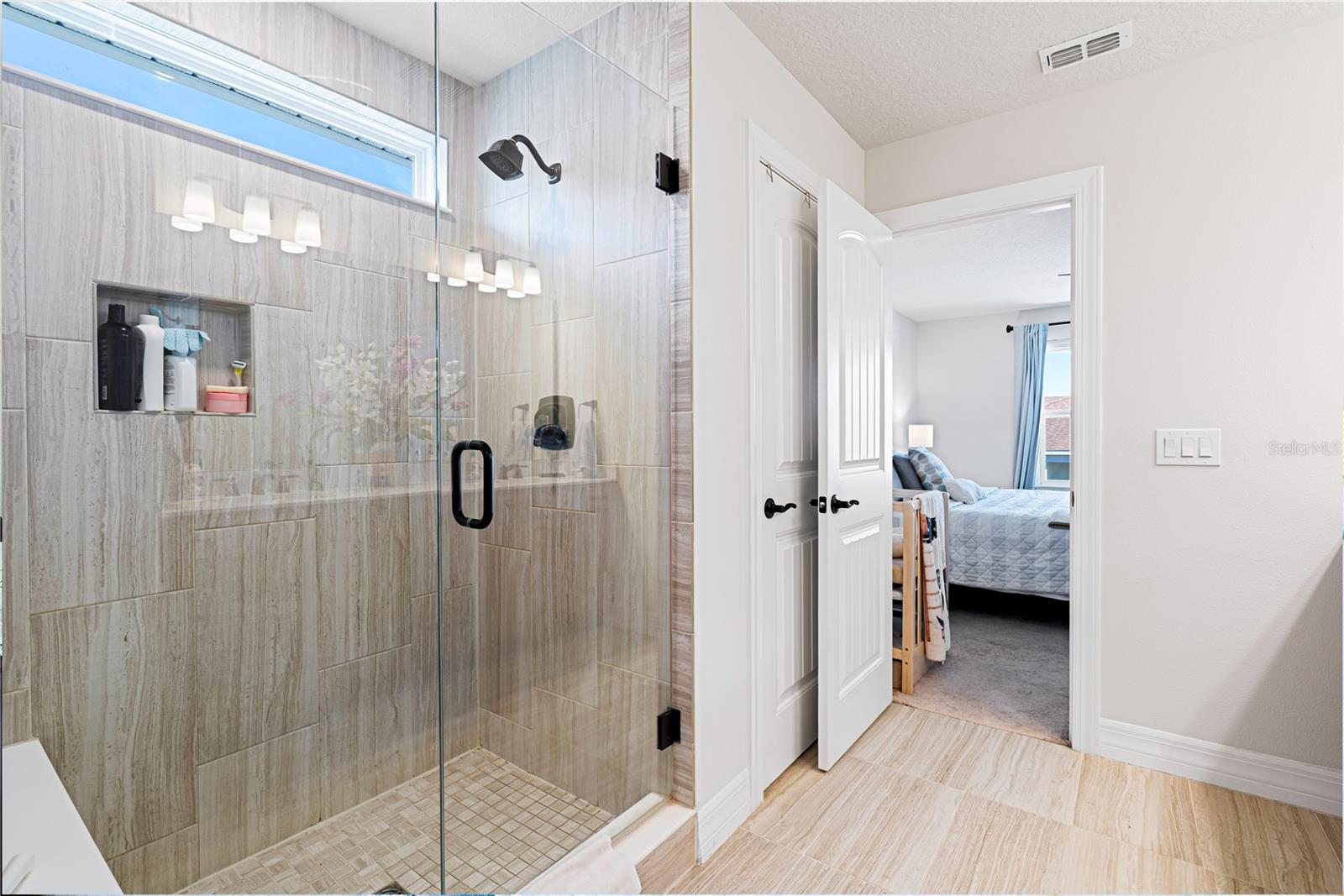 Image 38 of 58 For 10246 Park Estates Avenue