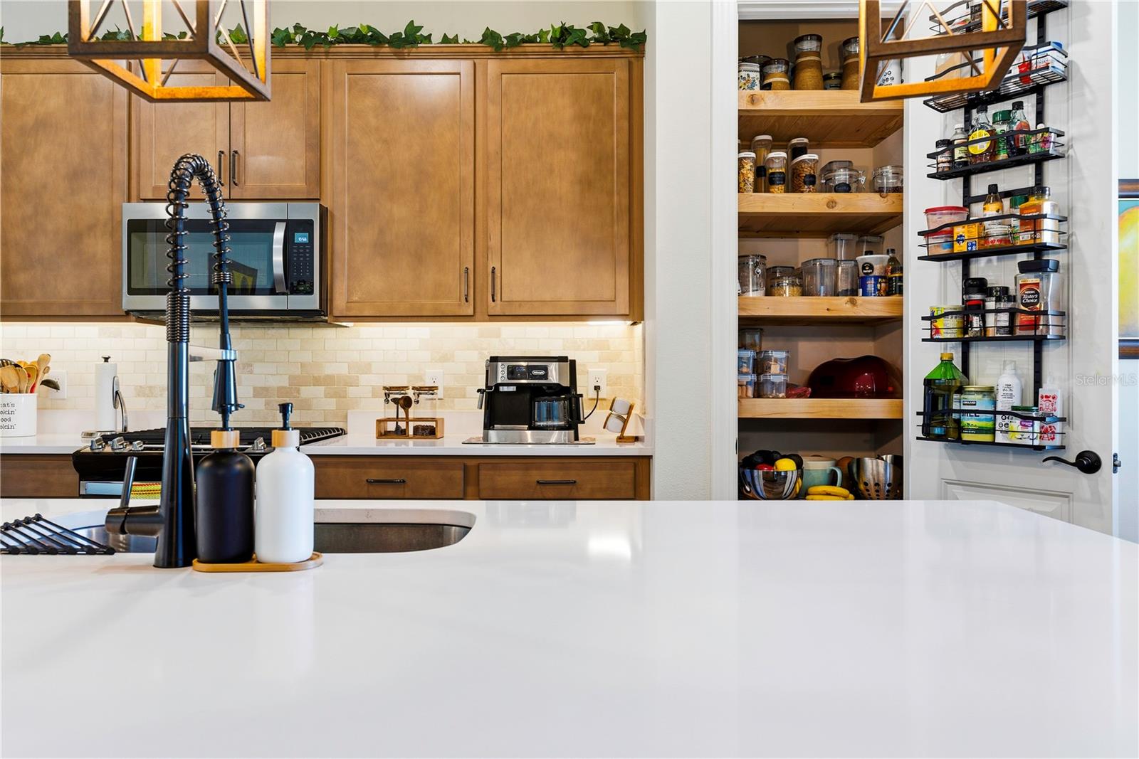 Image 8 of 58 For 10246 Park Estates Avenue