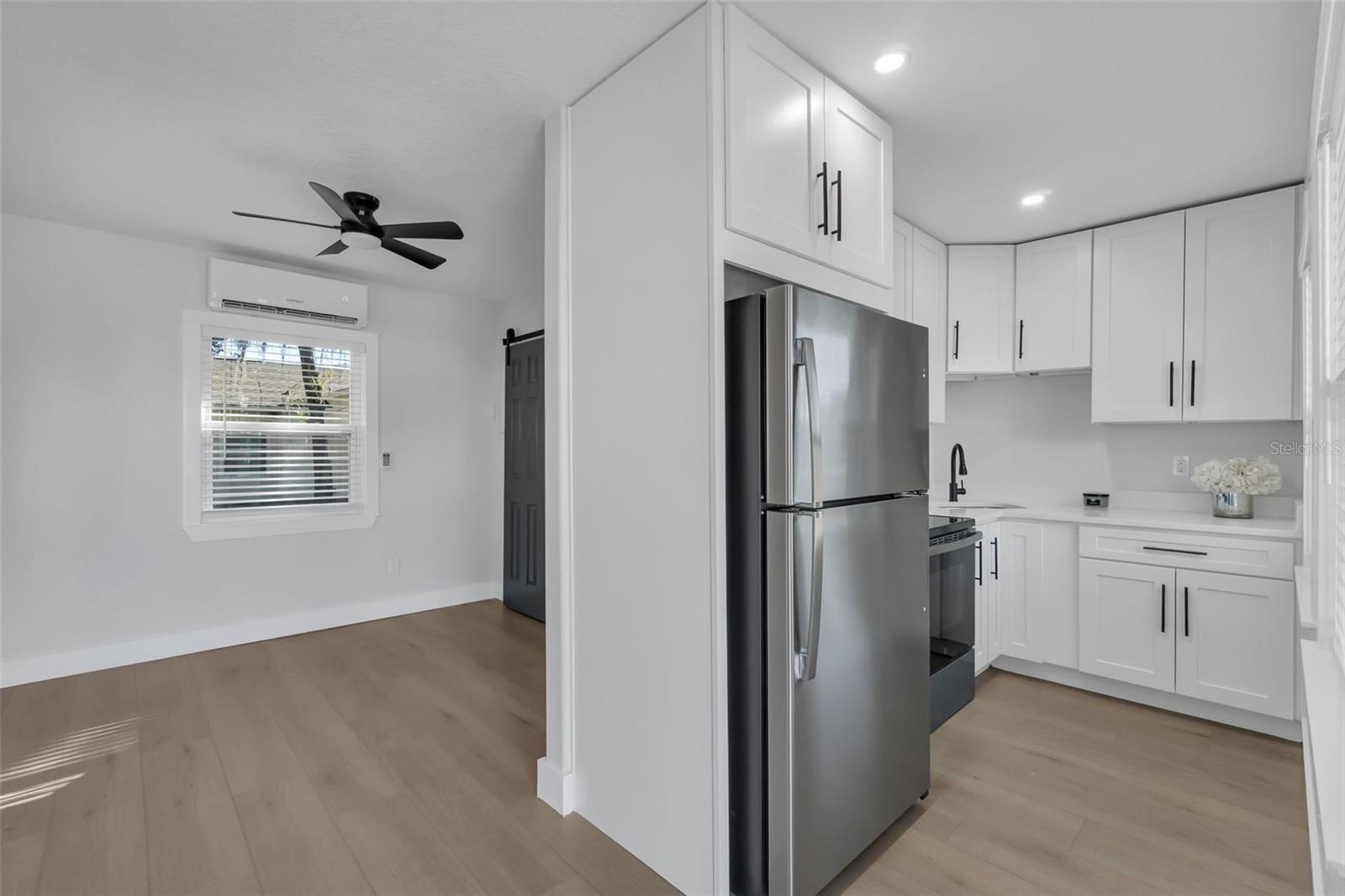 Image 11 of 21 For 1432 10th Street