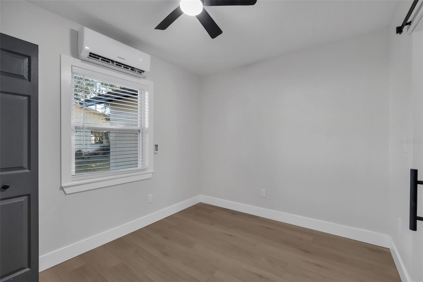 Image 15 of 21 For 1432 10th Street