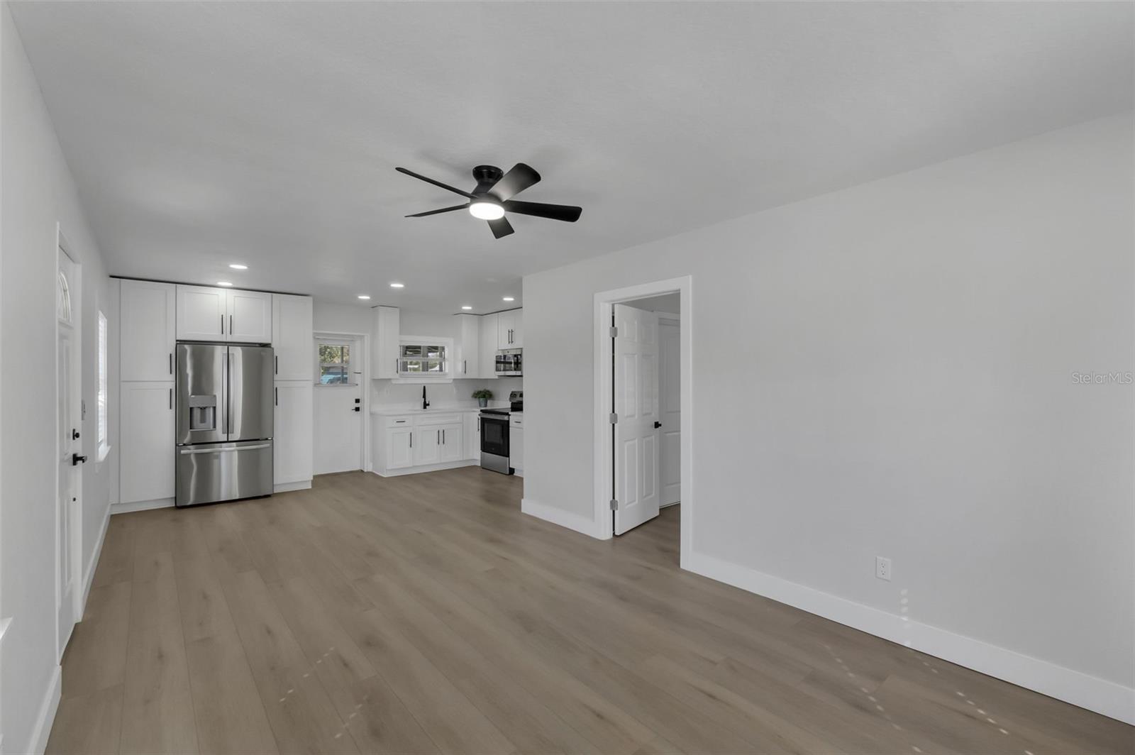 Image 7 of 21 For 1432 10th Street