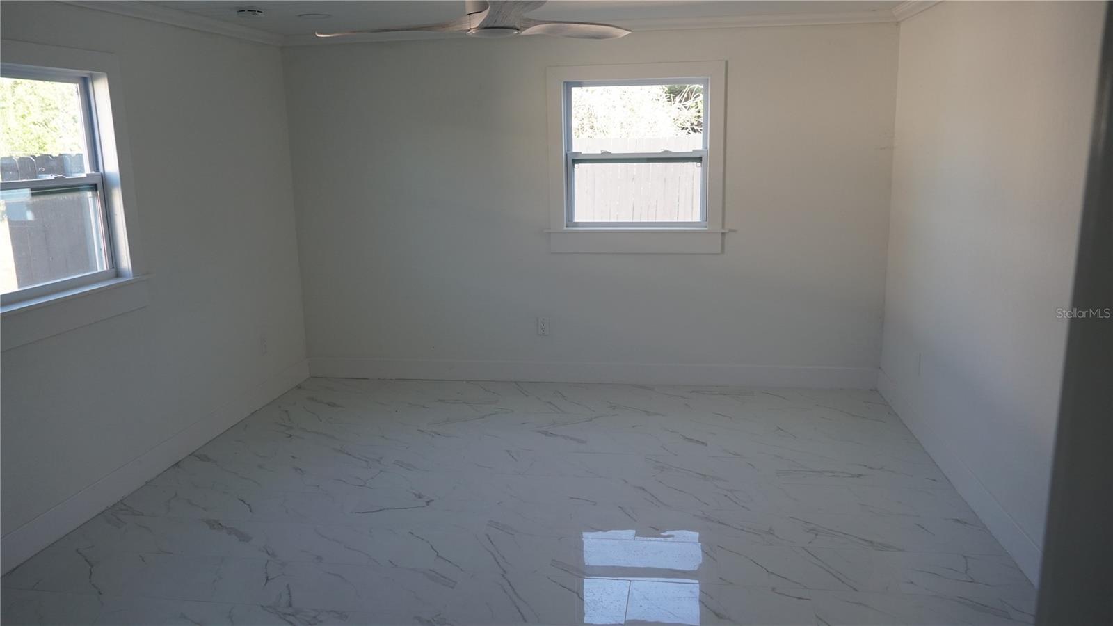 Image 11 of 29 For 177 Dowling Avenue Ne