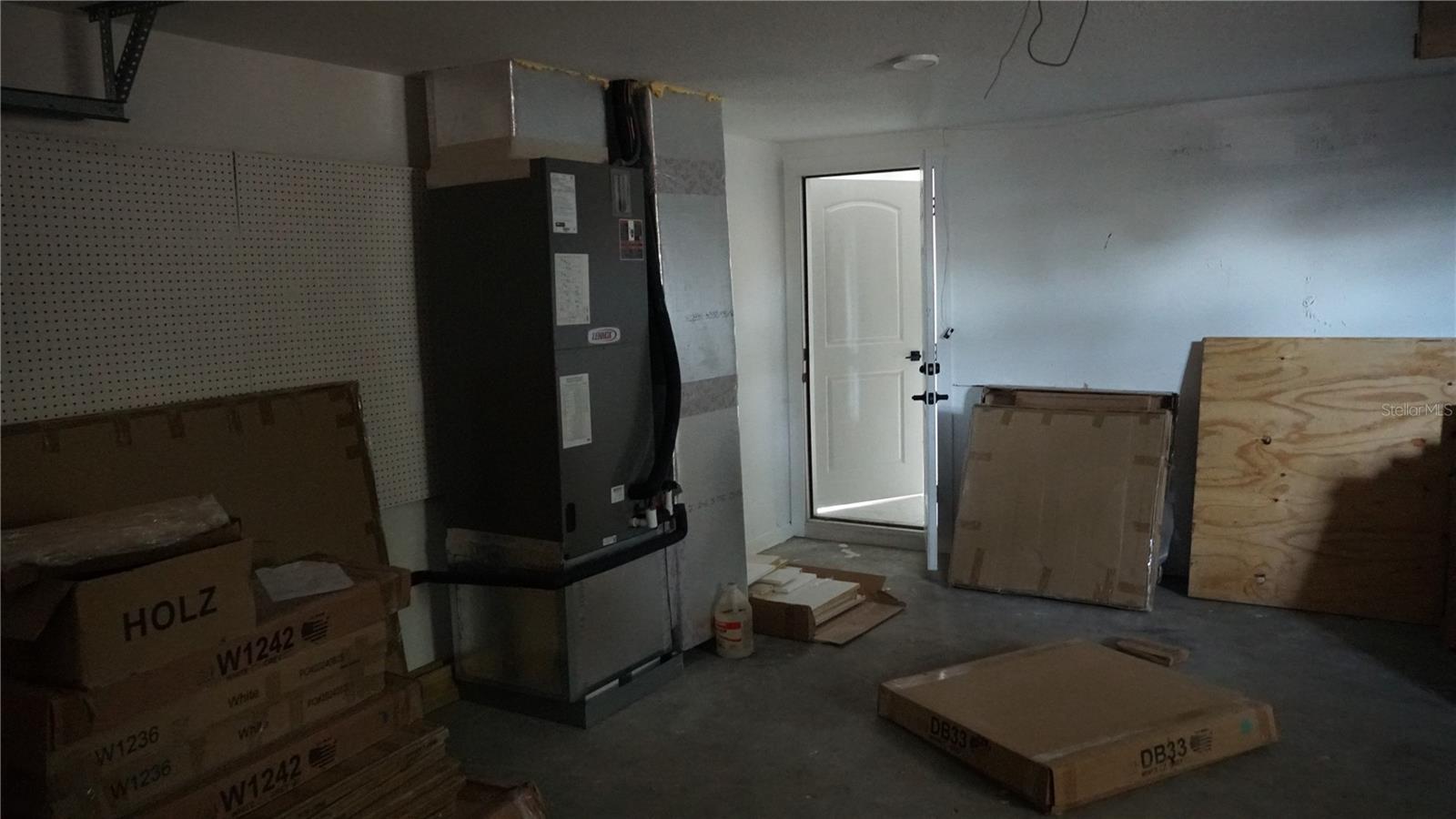 Image 29 of 29 For 177 Dowling Avenue Ne