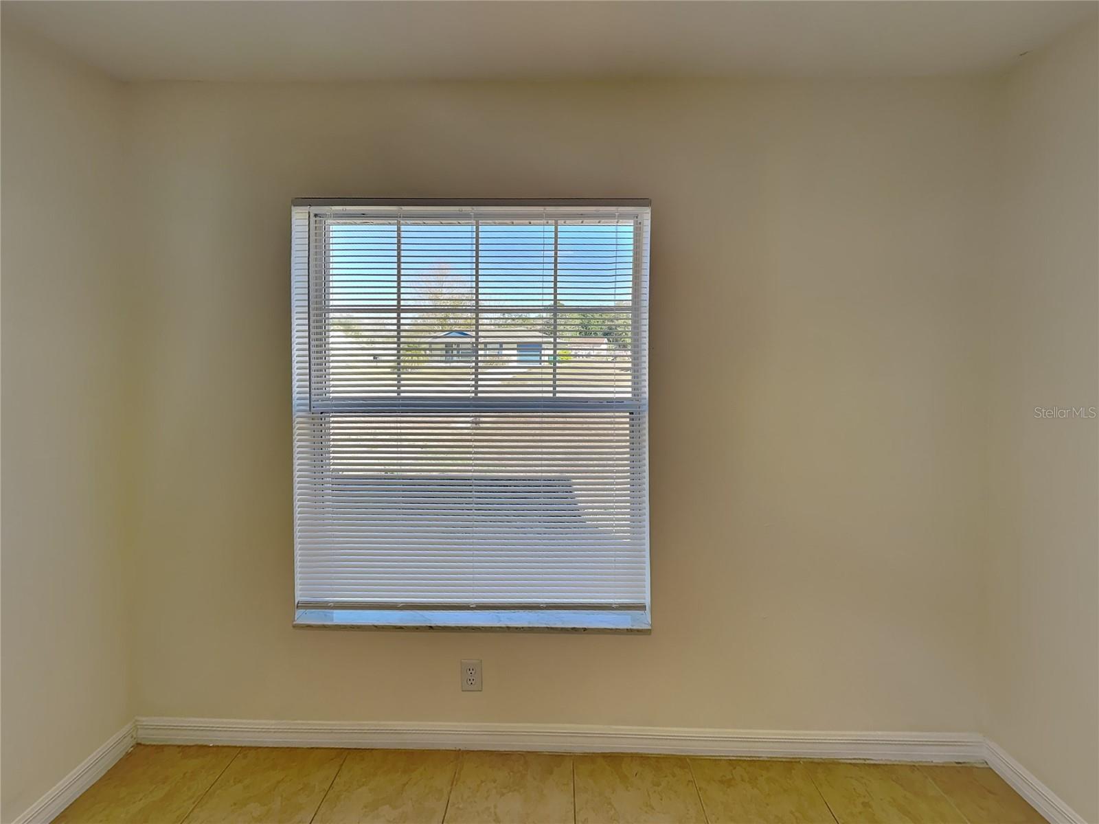 Image 12 of 15 For 374 Willow Song Court